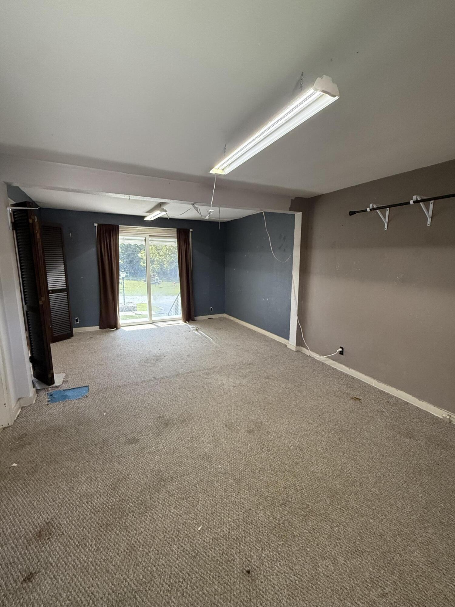 524 East Cherry Street Property Photo 7