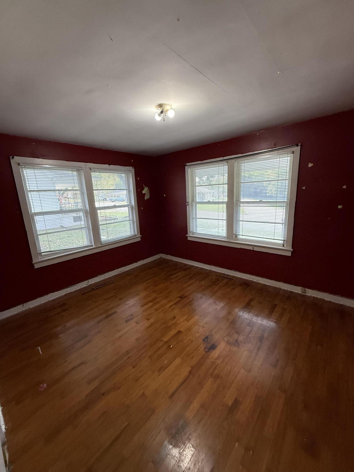 524 East Cherry Street Property Photo 9