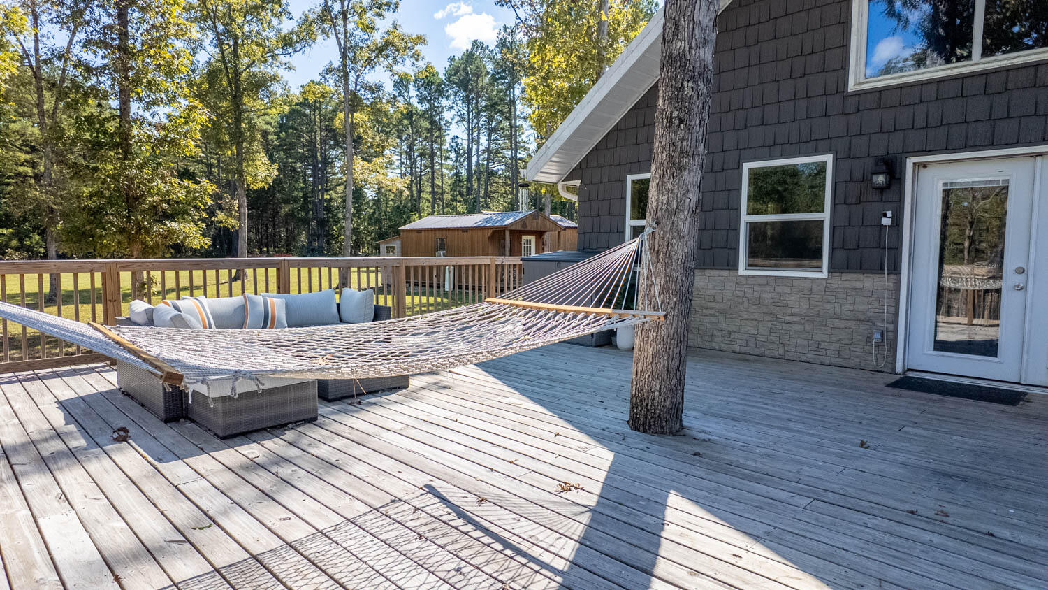 16051 Forrest Drive Property Photo 7