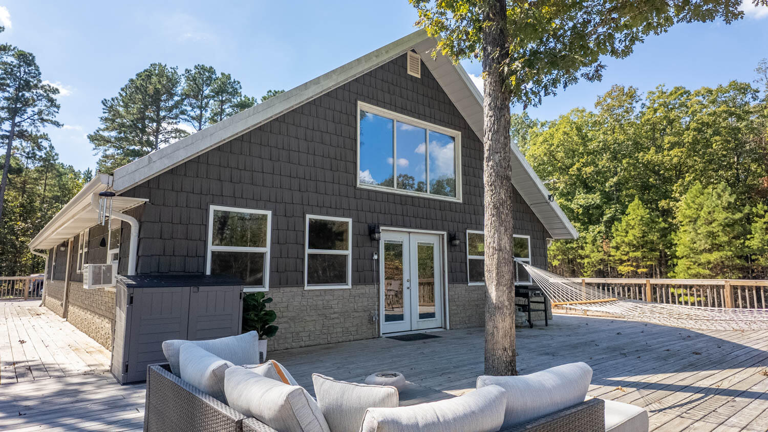 16051 Forrest Drive Property Photo 9