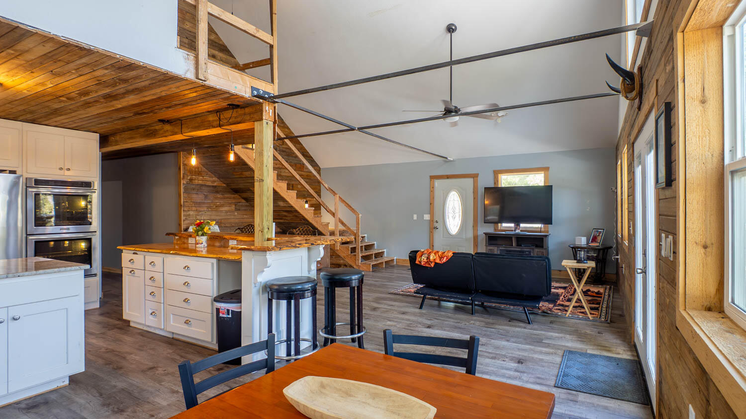 16051 Forrest Drive Property Photo 39