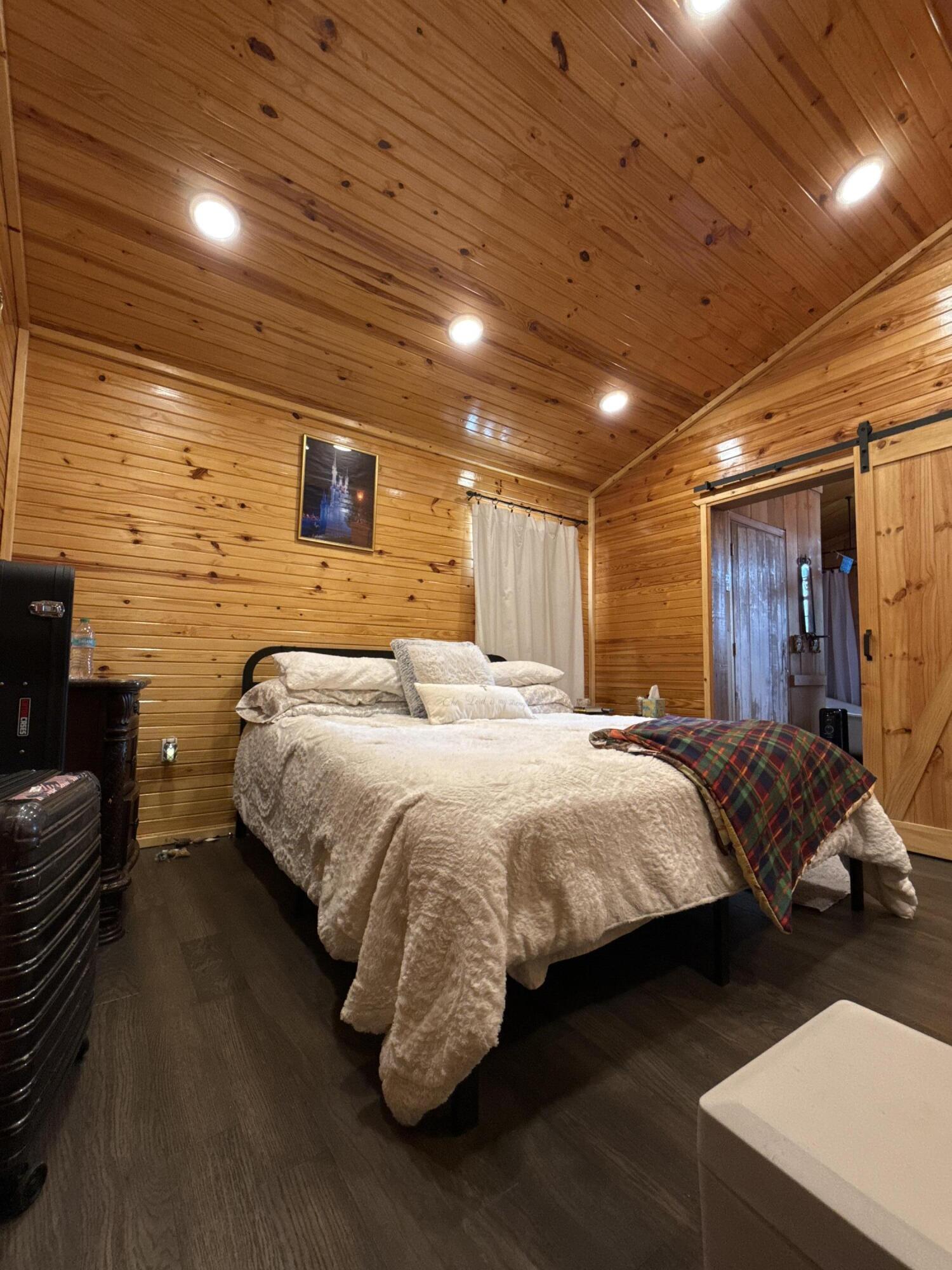 4579 Bayou Access Road Property Photo 12