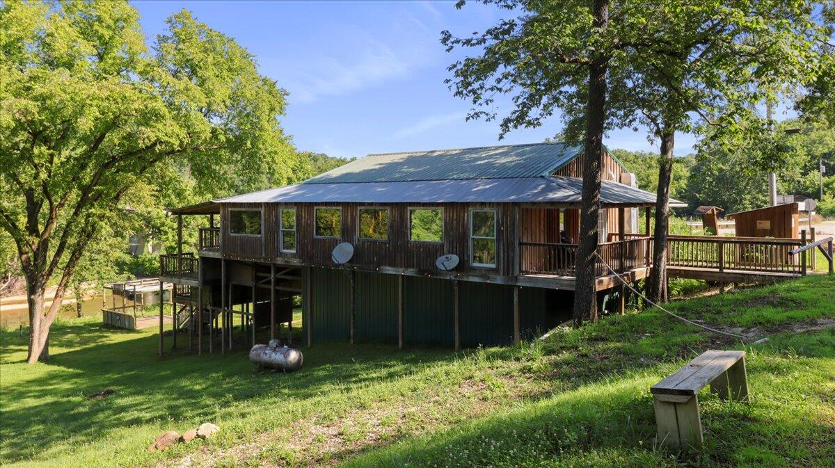 49912 East State Highway 14 Property Photo 11