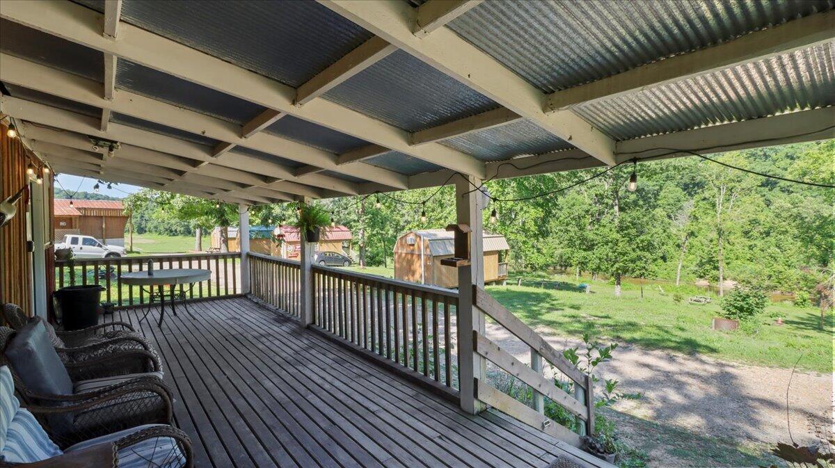 49912 East State Highway 14 Property Photo 25