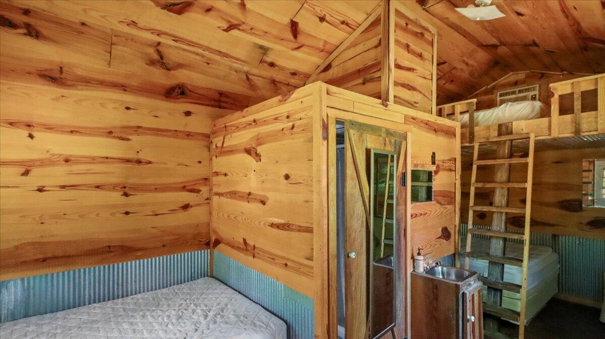 49912 East State Highway 14 Property Photo 31