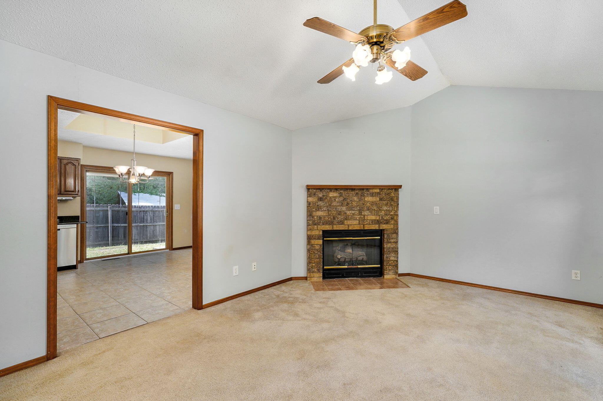 3707 South Swan Court Property Photo 8