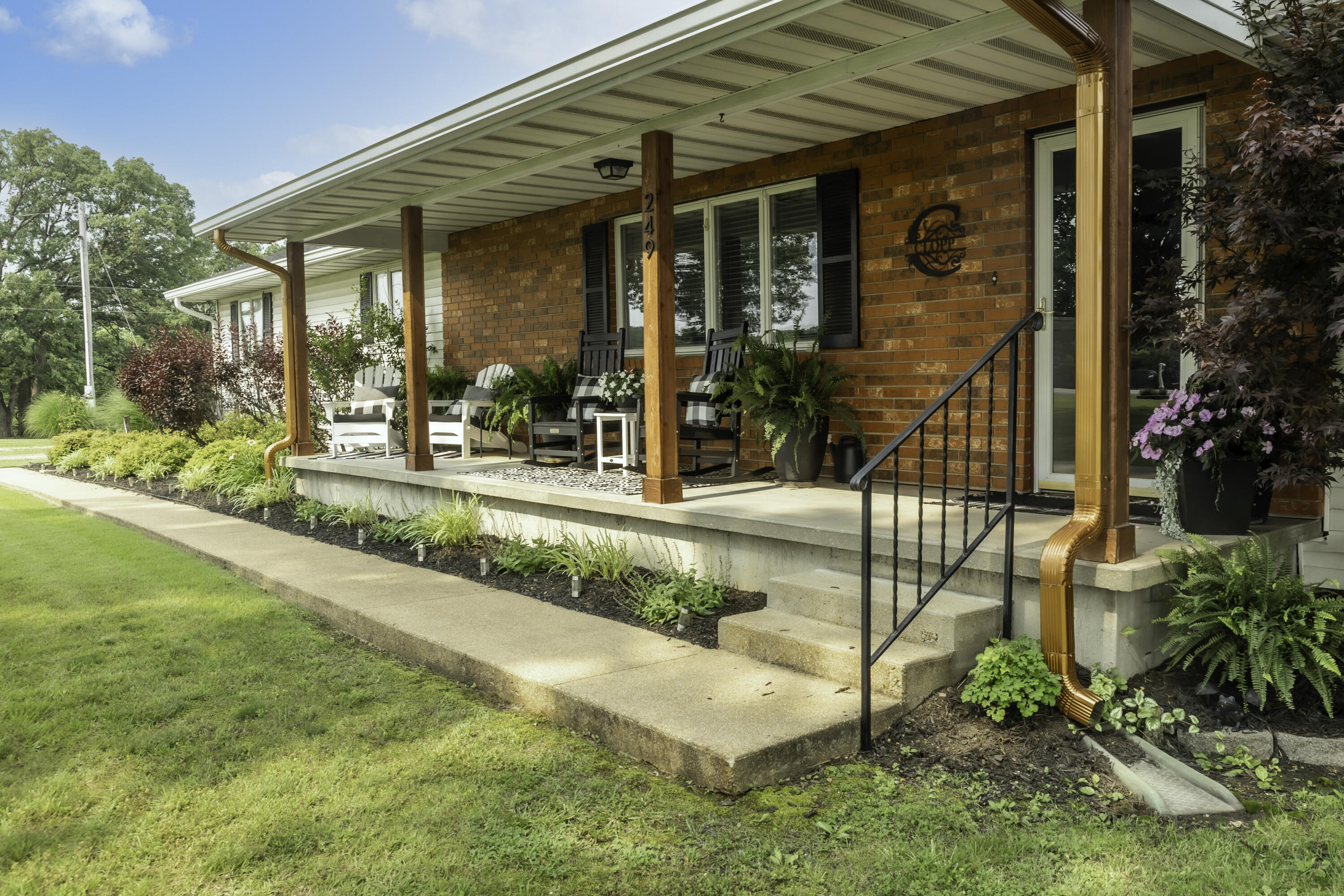 249 State Highway 73 Property Photo 3