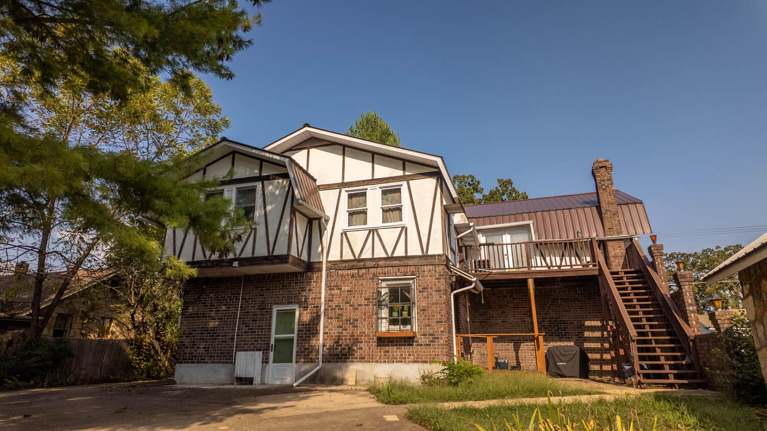 310 South 6th Street Property Photo 7