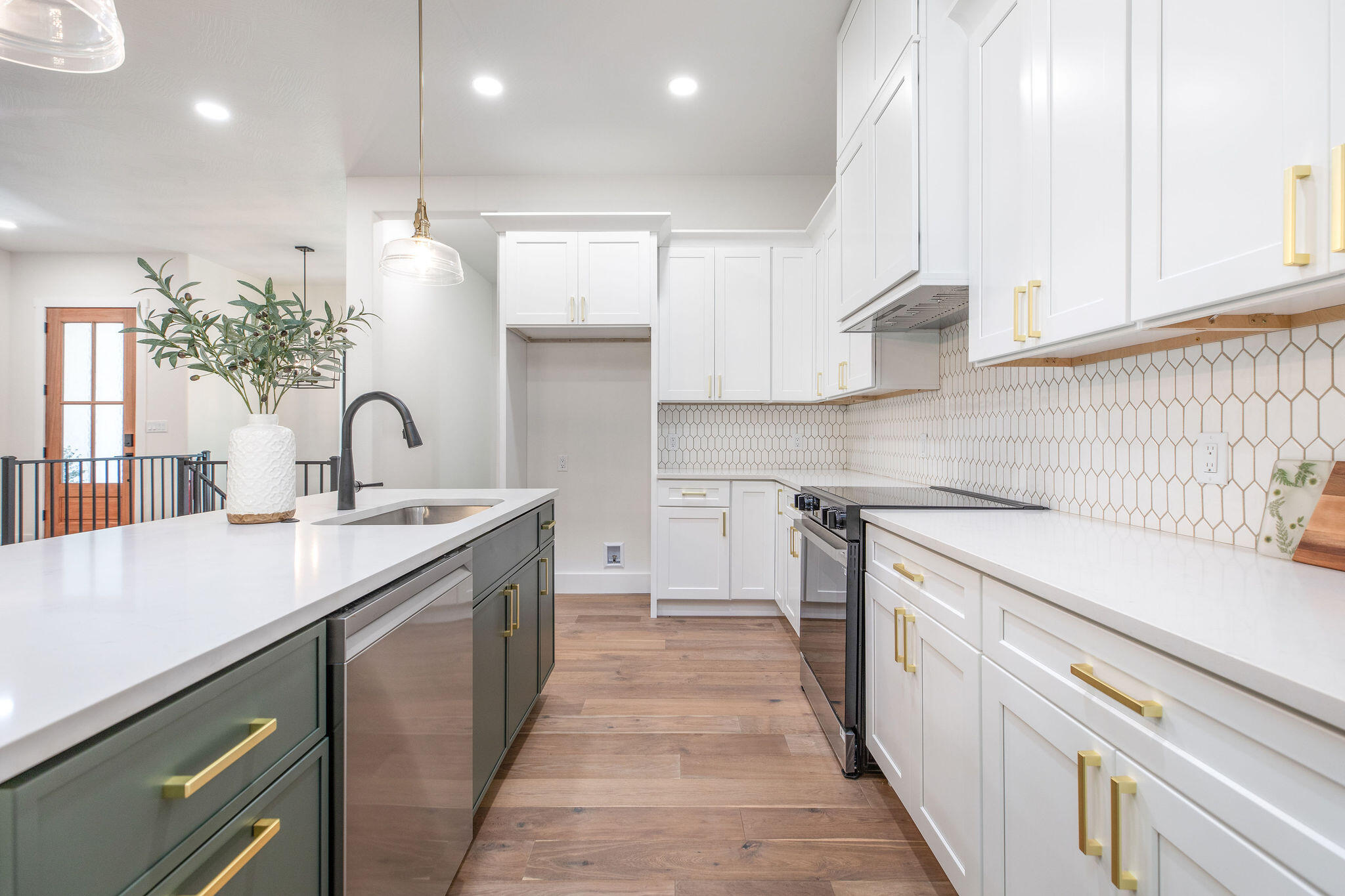 145 Nathan Drive Property Photo 4