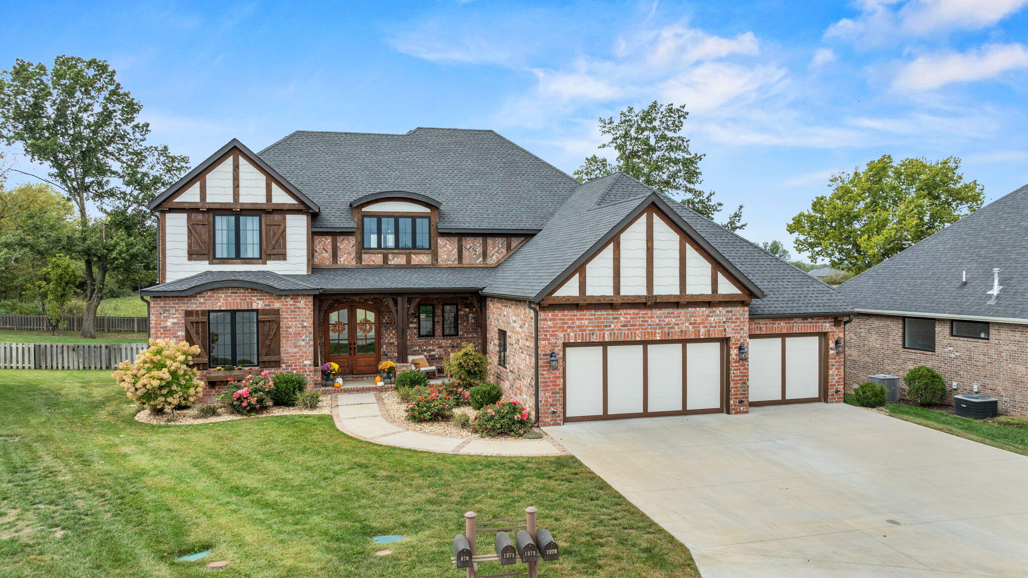 1373 North Rockingham Avenue Property Photo 1