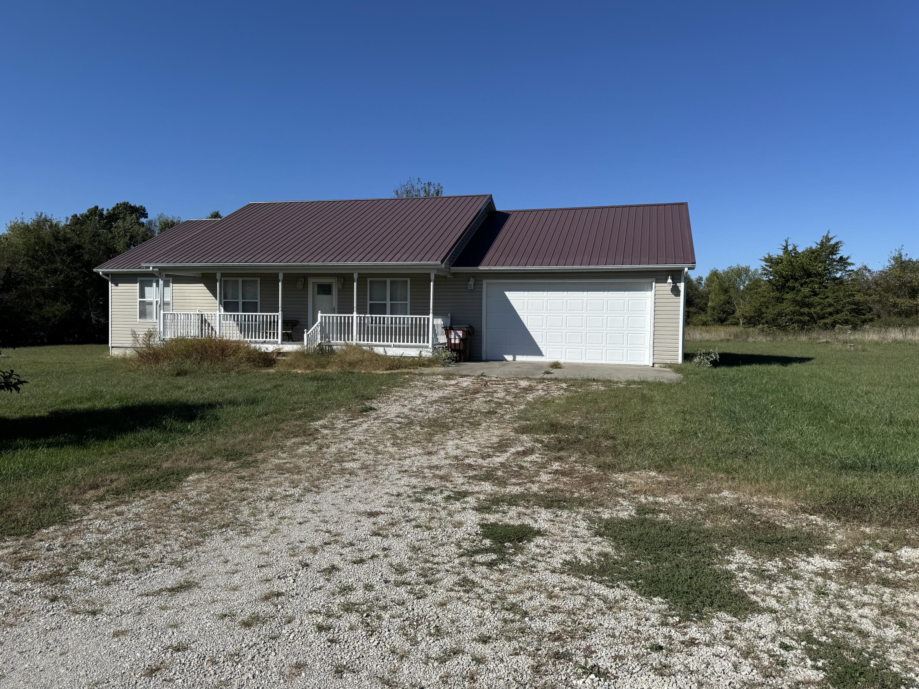 853 Charity Road Property Photo 1