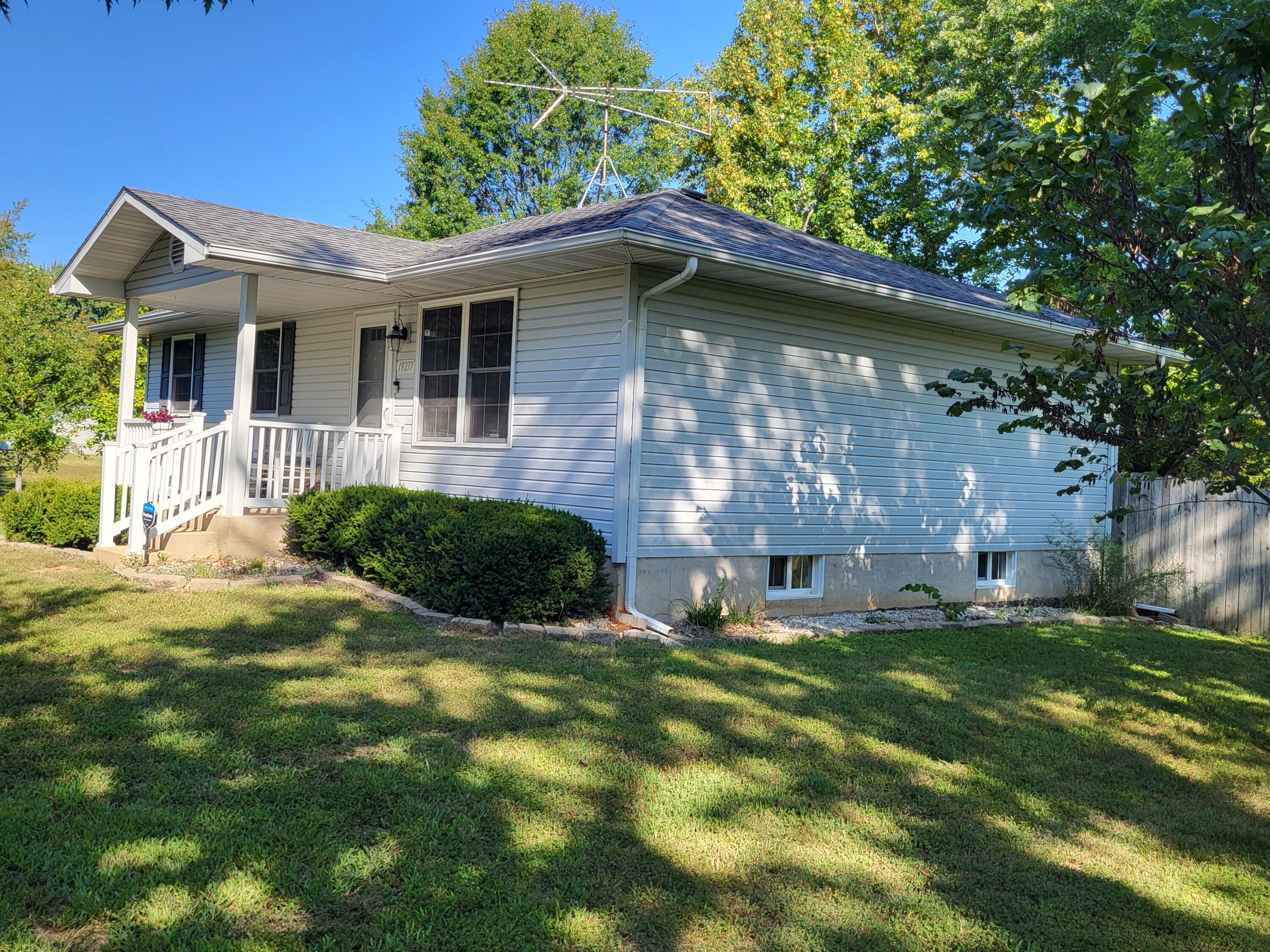 19277 Jewell Road Property Photo 3