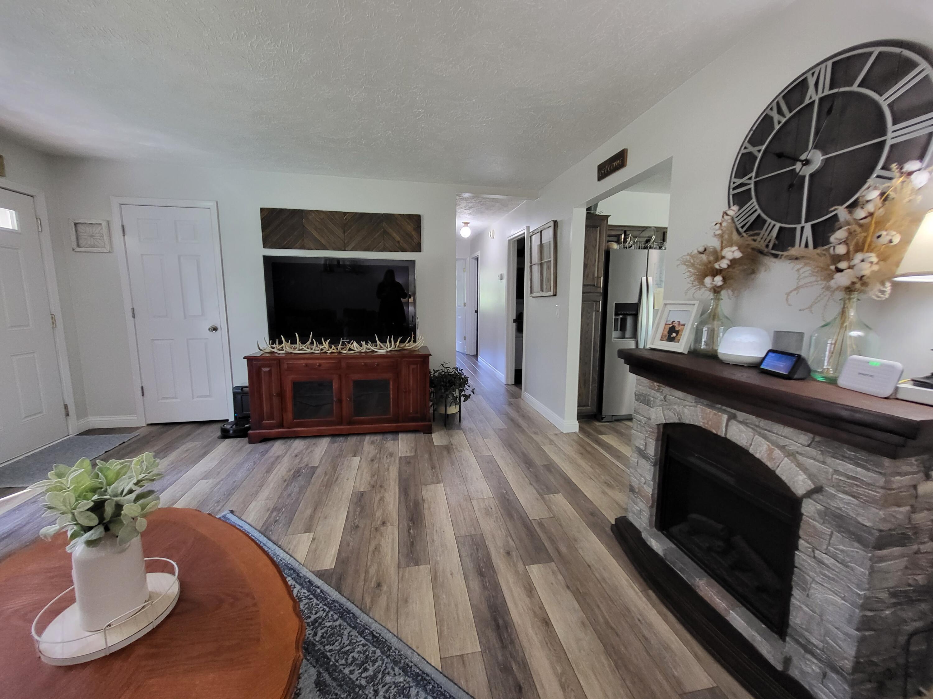 19277 Jewell Road Property Photo 7
