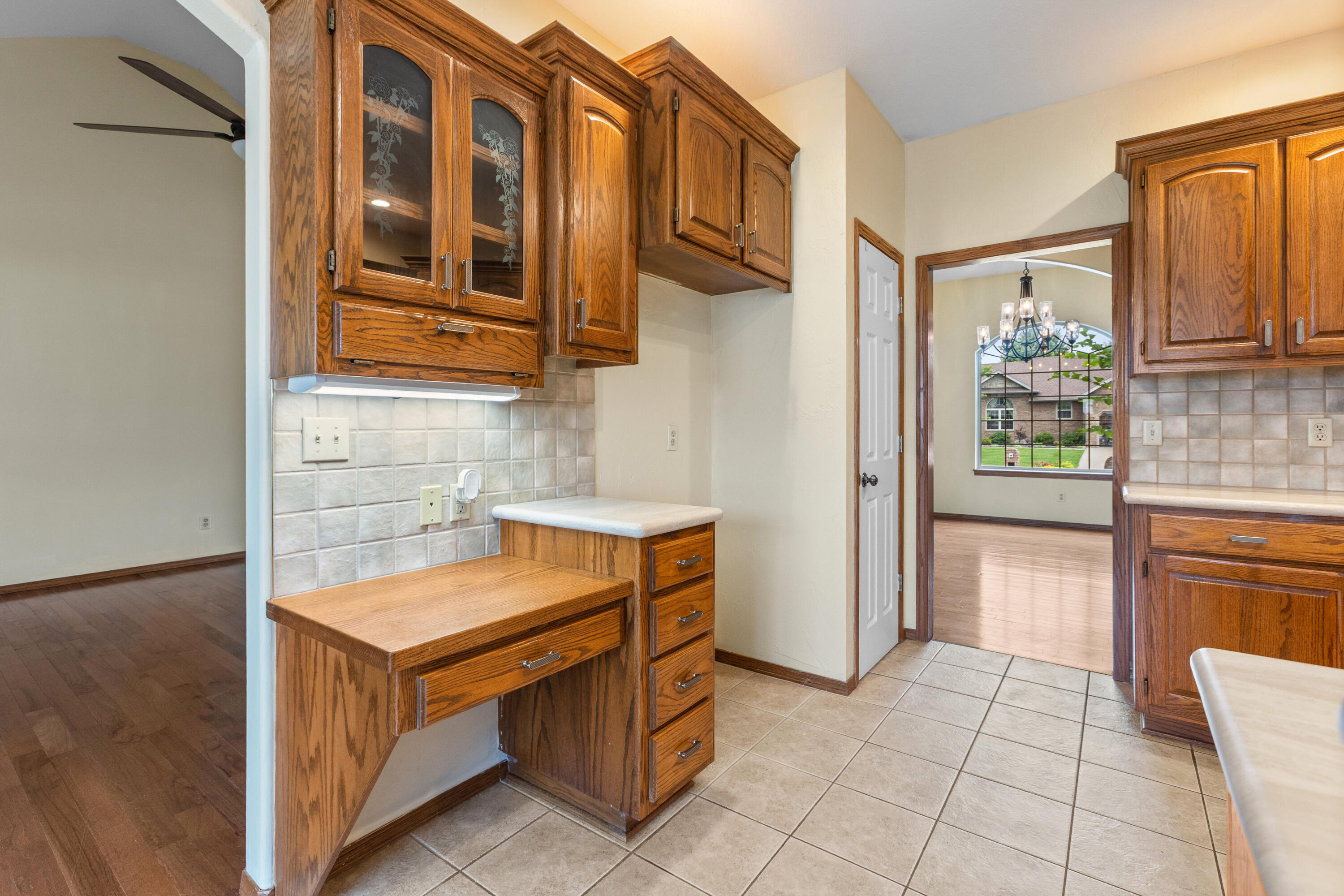 527 Piperpoint Property Photo 14