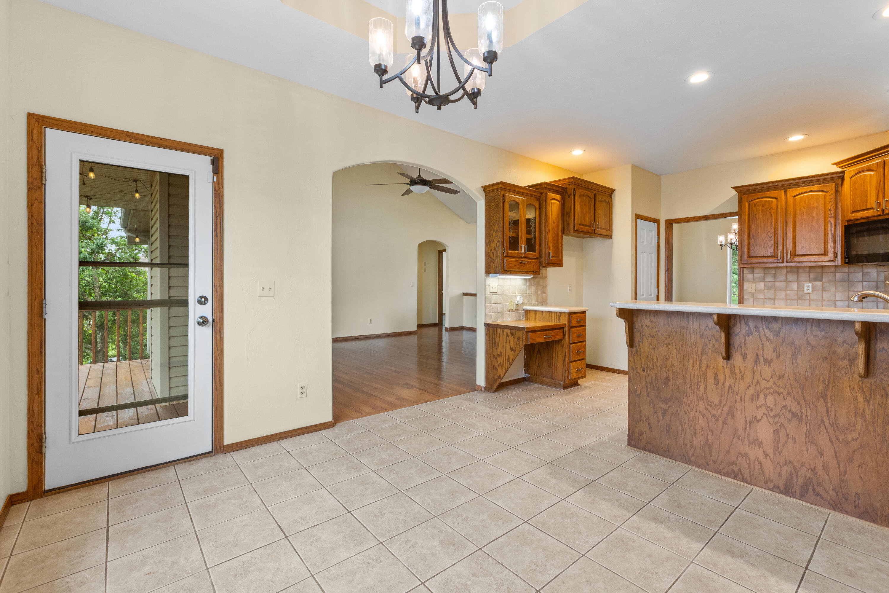 527 Piperpoint Property Photo 17