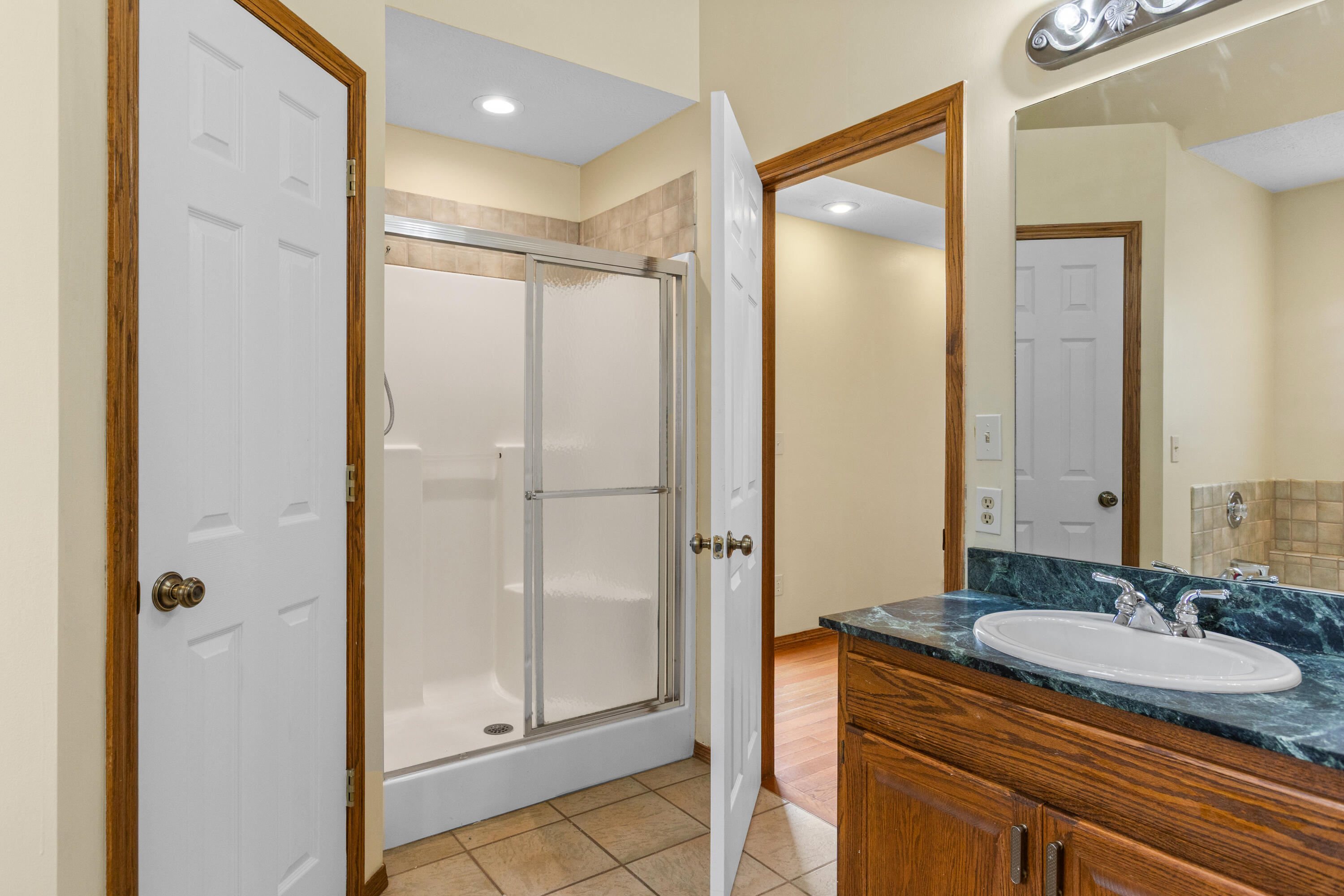 527 Piperpoint Property Photo 23