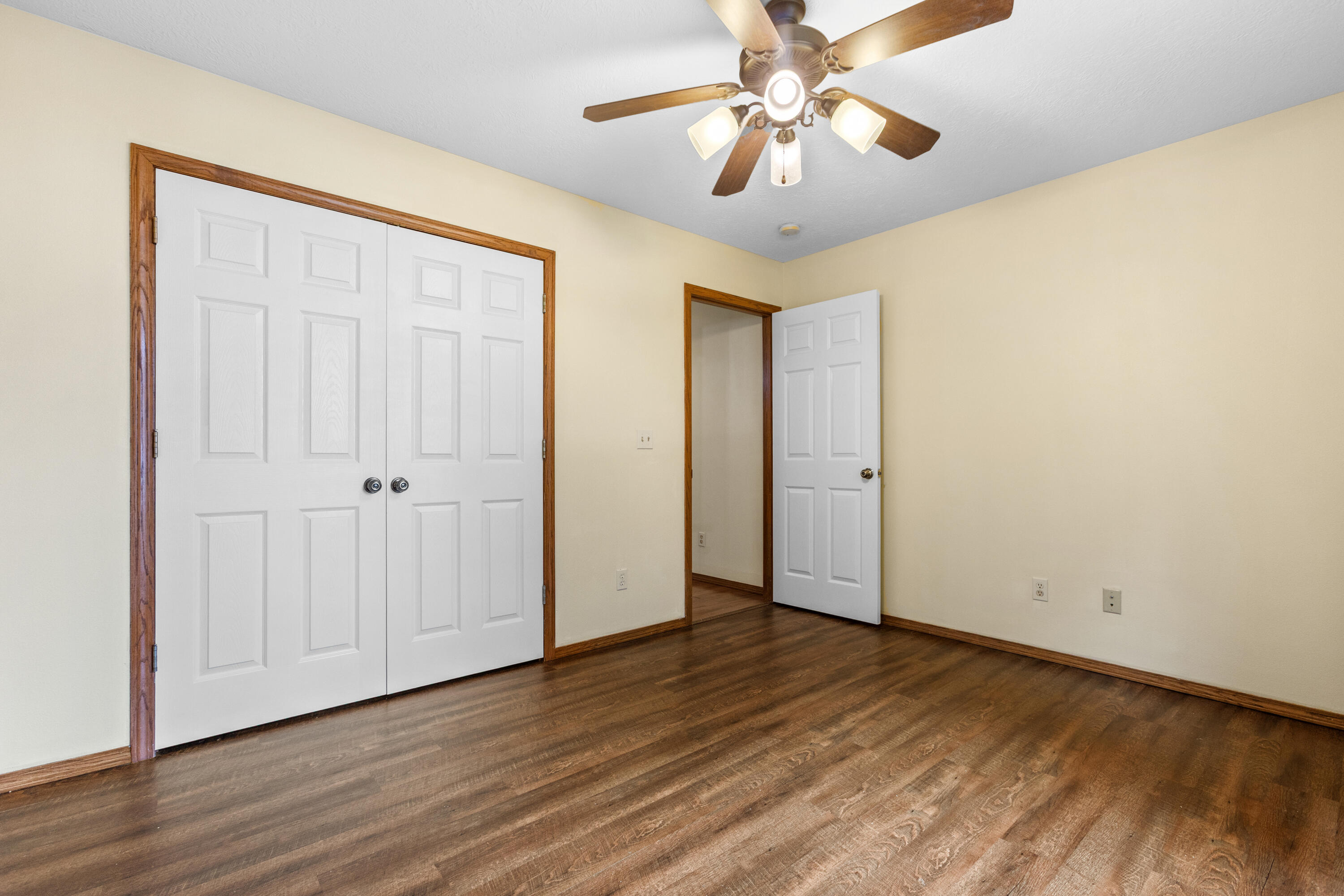 527 Piperpoint Property Photo 24