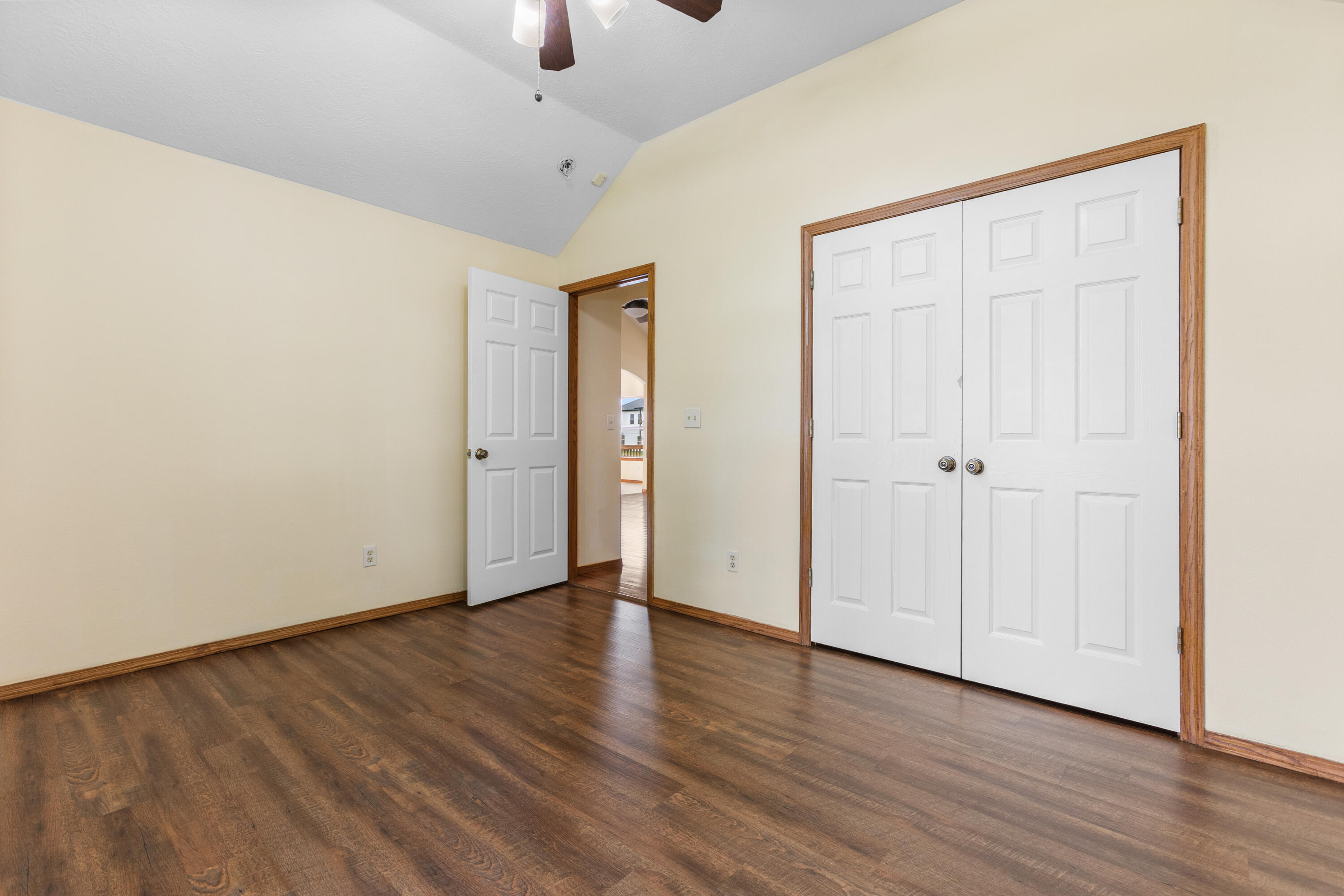 527 Piperpoint Property Photo 28