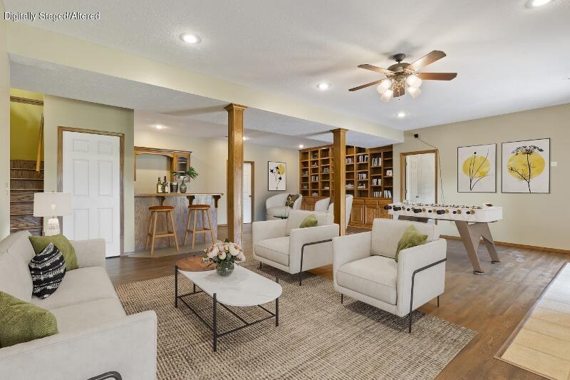 527 Piperpoint Property Photo 33
