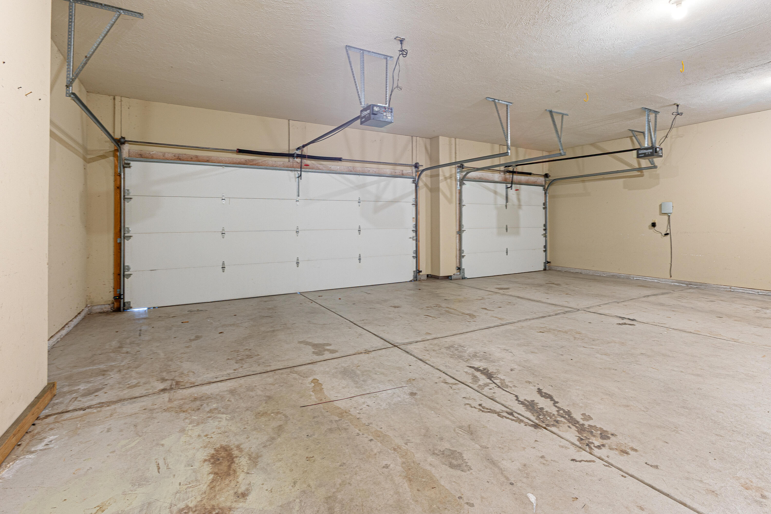 527 Piperpoint Property Photo 46