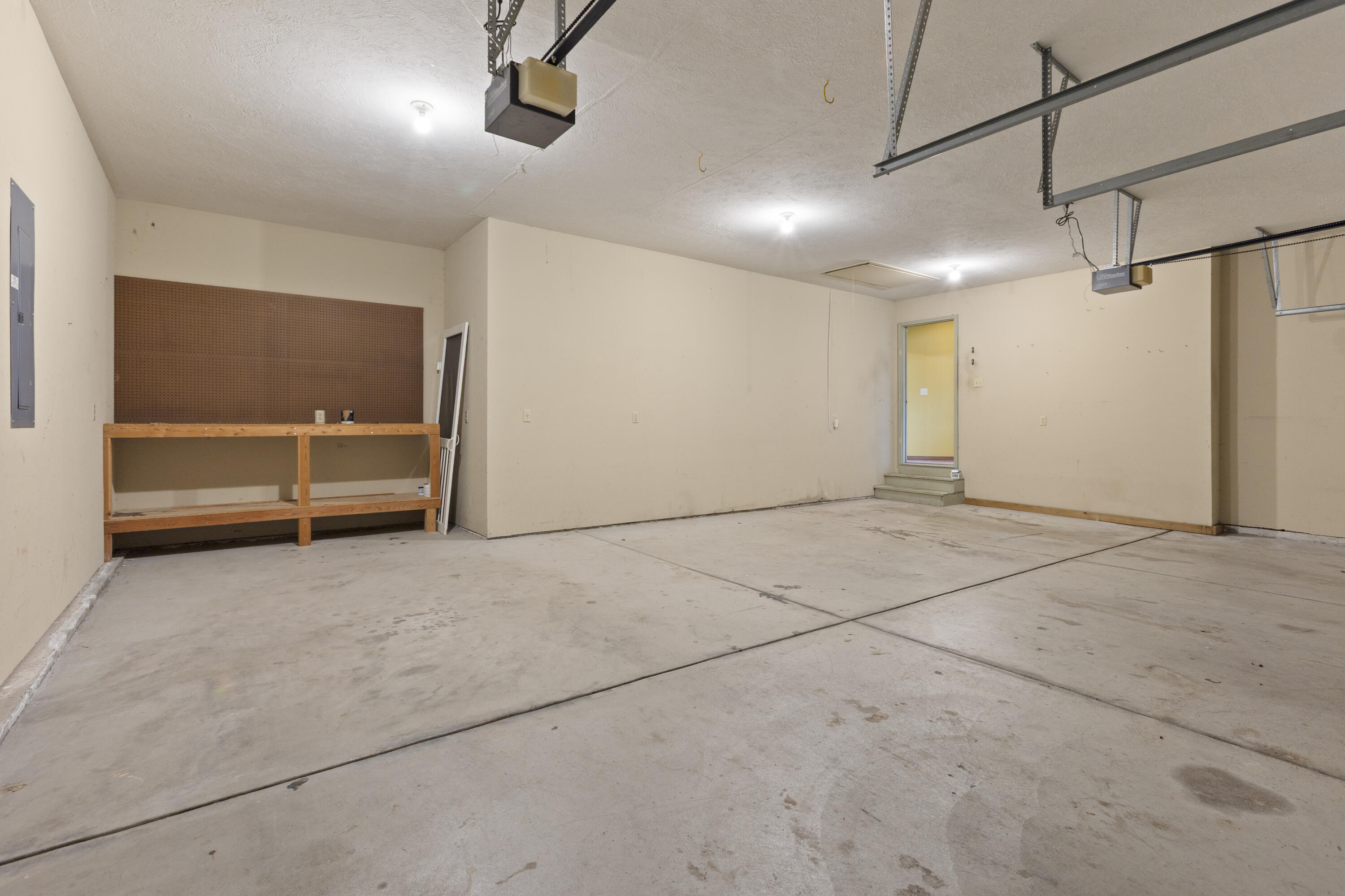 527 Piperpoint Property Photo 47