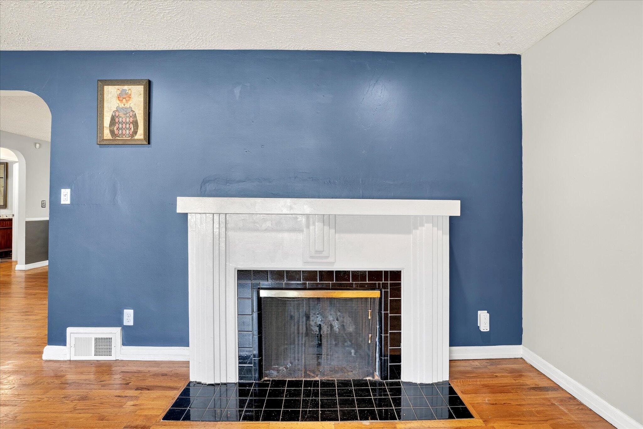 620 East Sunshine Street Property Photo 19