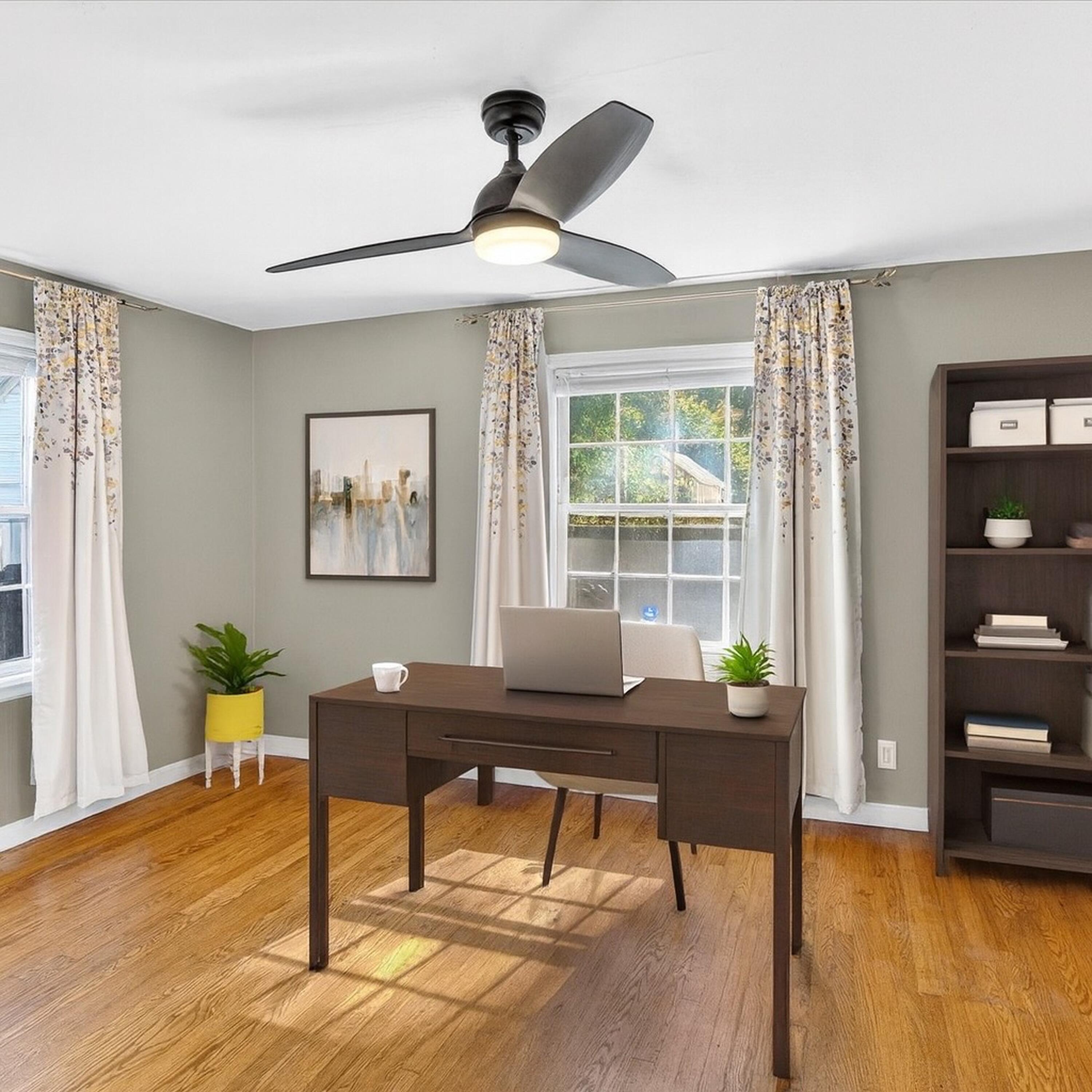 620 East Sunshine Street Property Photo 26