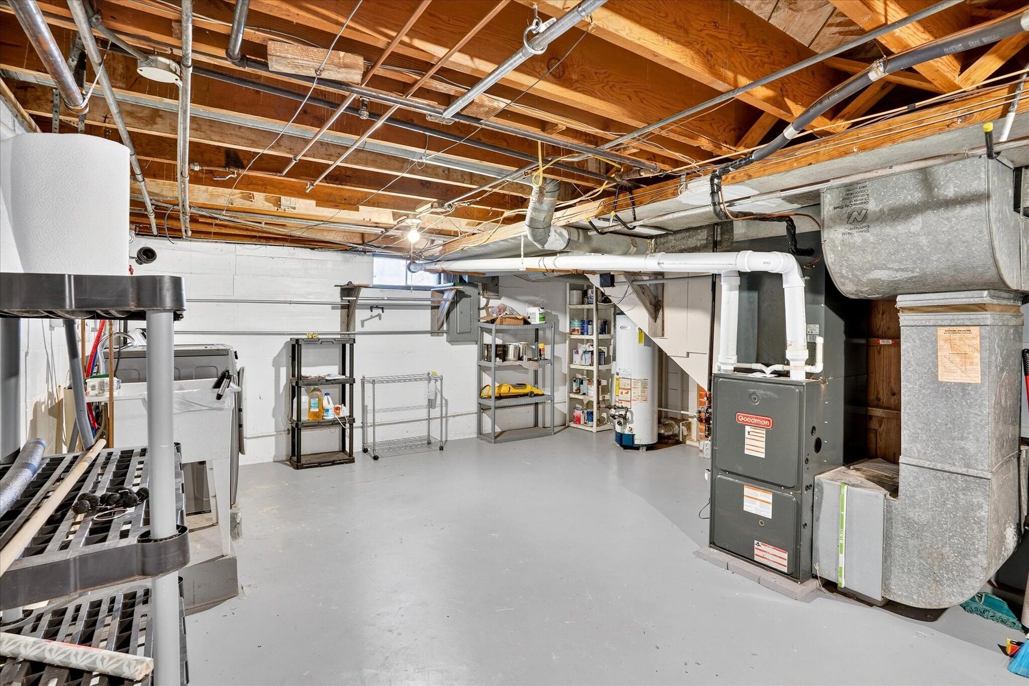 620 East Sunshine Street Property Photo 34