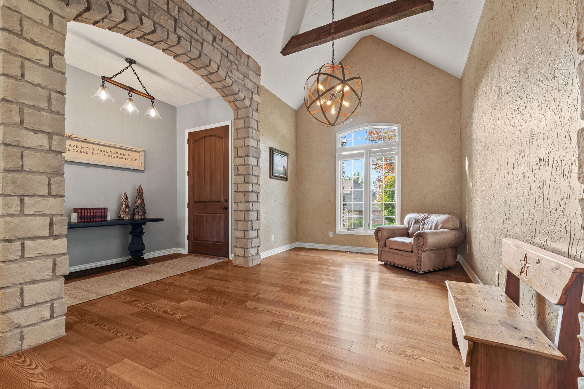 3094 West Cedarbluff Drive Property Photo 7