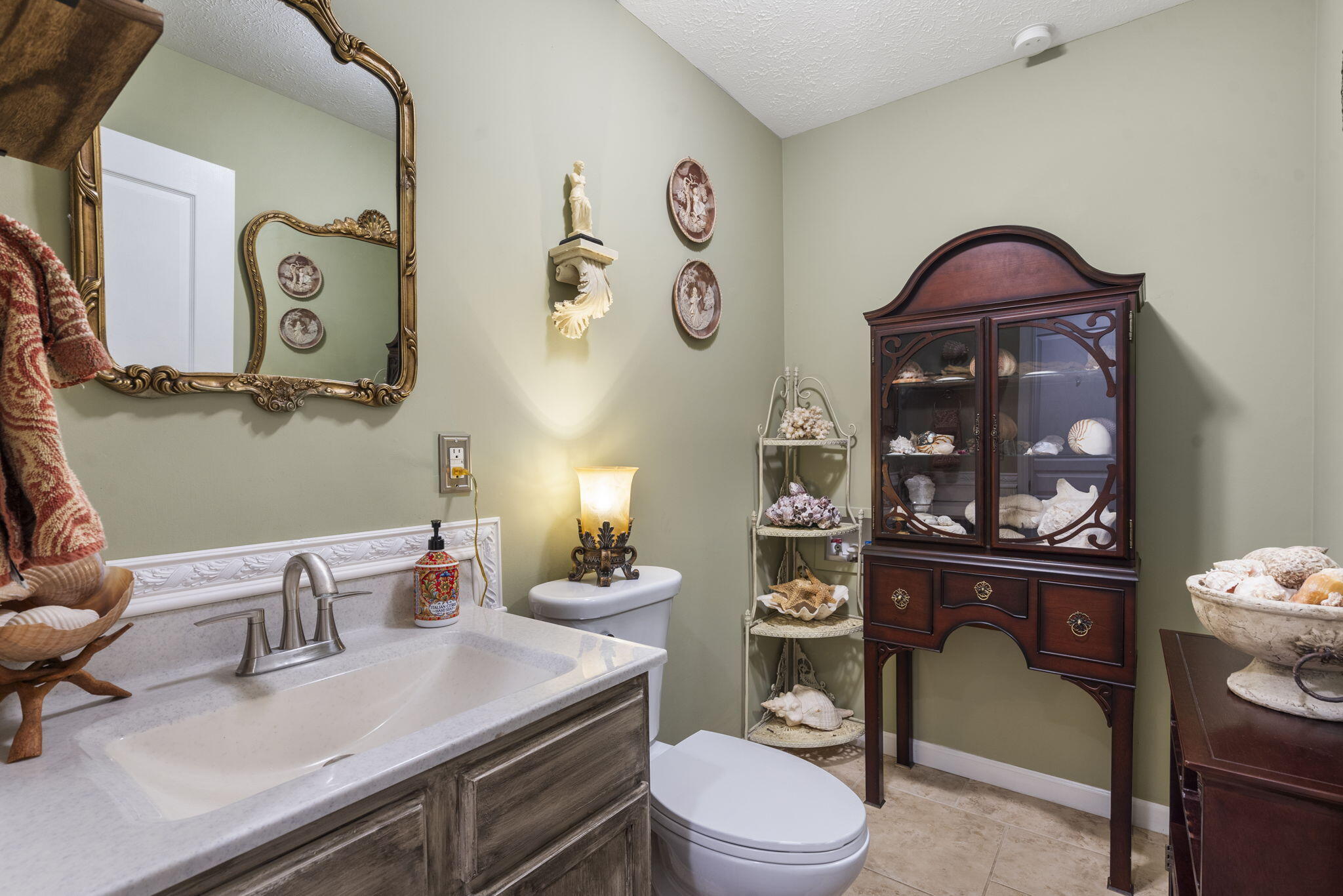 1522 West Porterfield Drive Property Photo 18