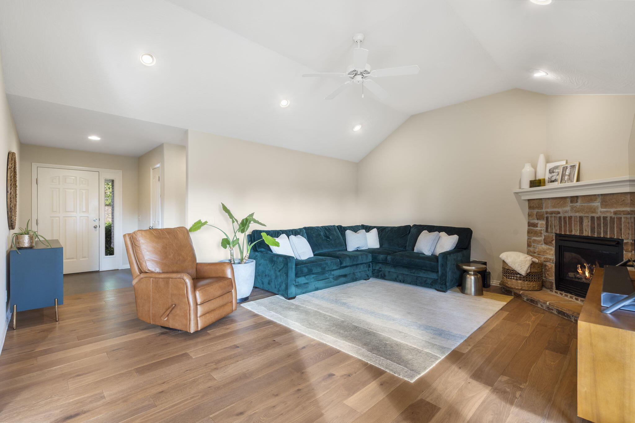 734 North Bluegill Street Property Photo 4