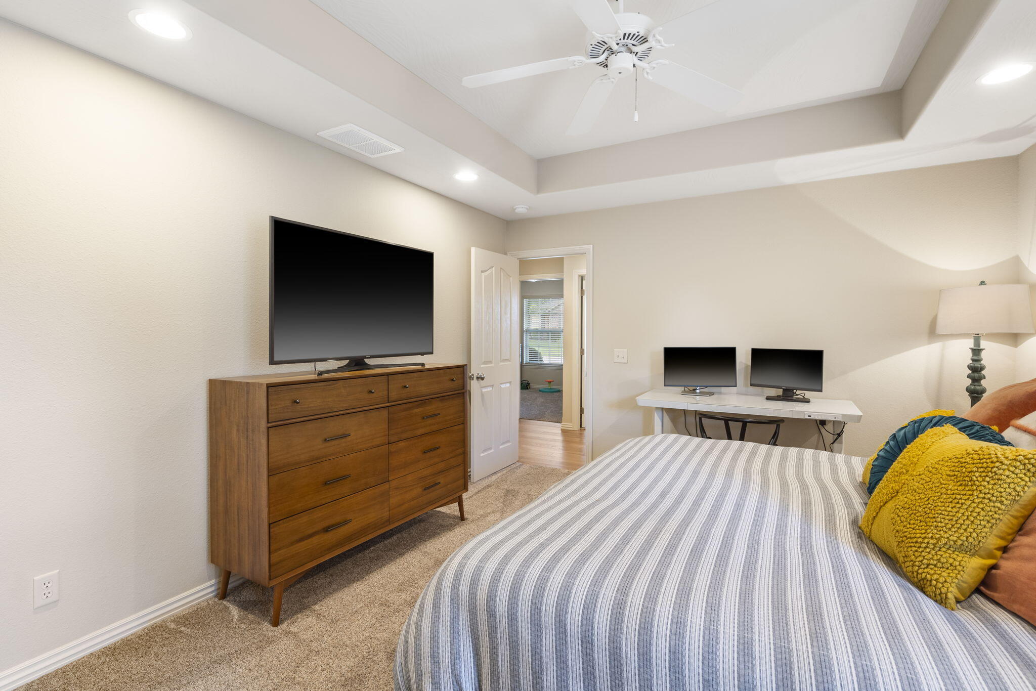 734 North Bluegill Street Property Photo 14