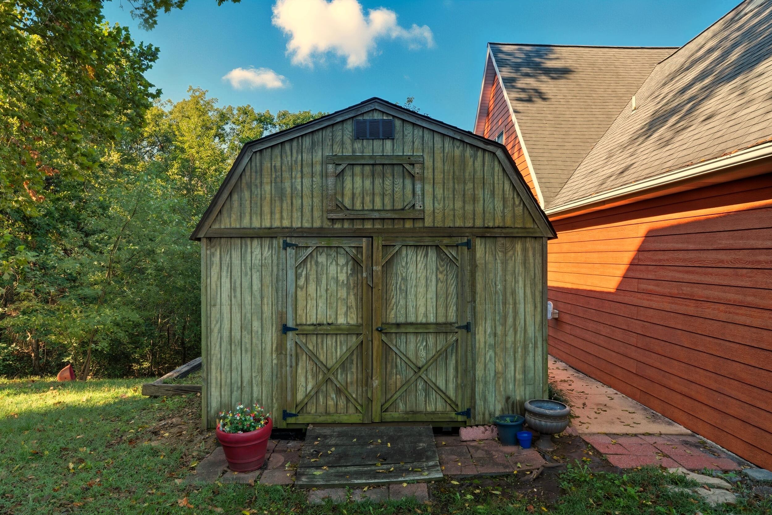 109 Diamond Hill Court Property Photo 46