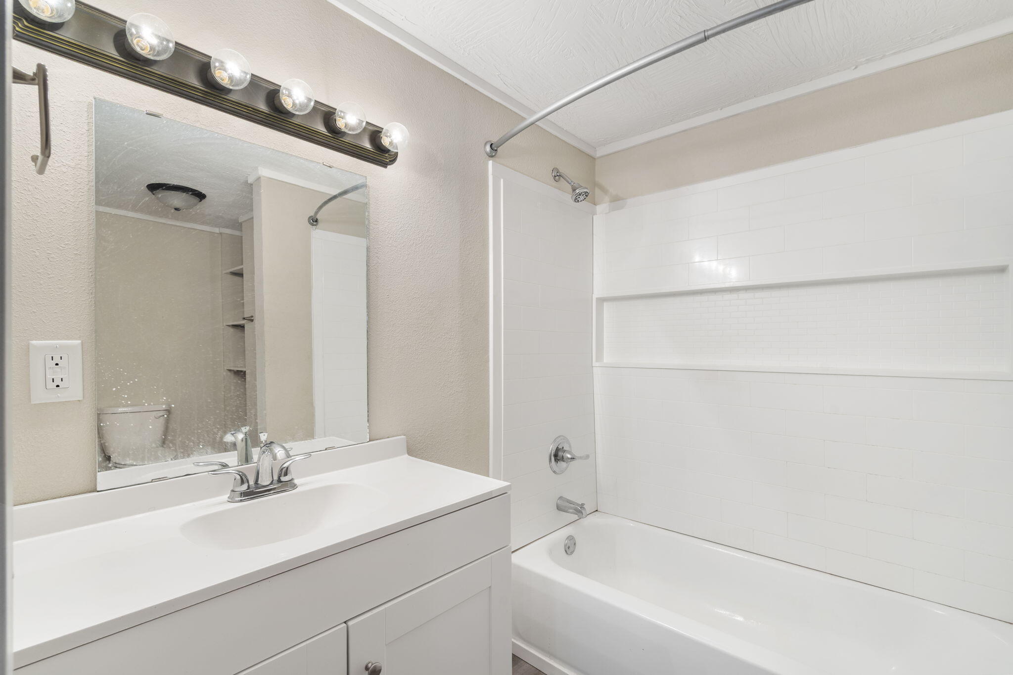 1078 East Blaine Street Property Photo 19