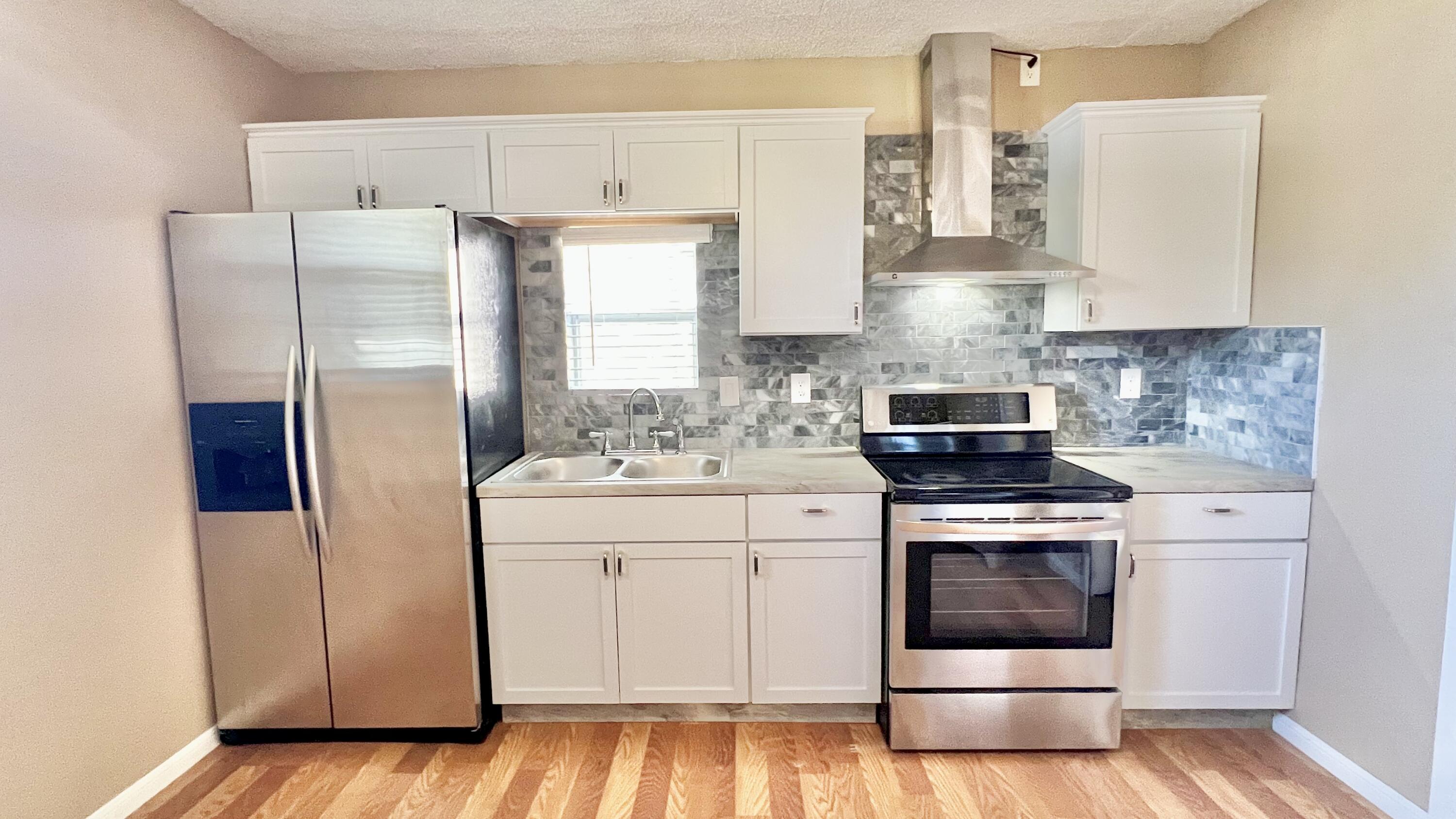 912 3rd Street Property Photo 7