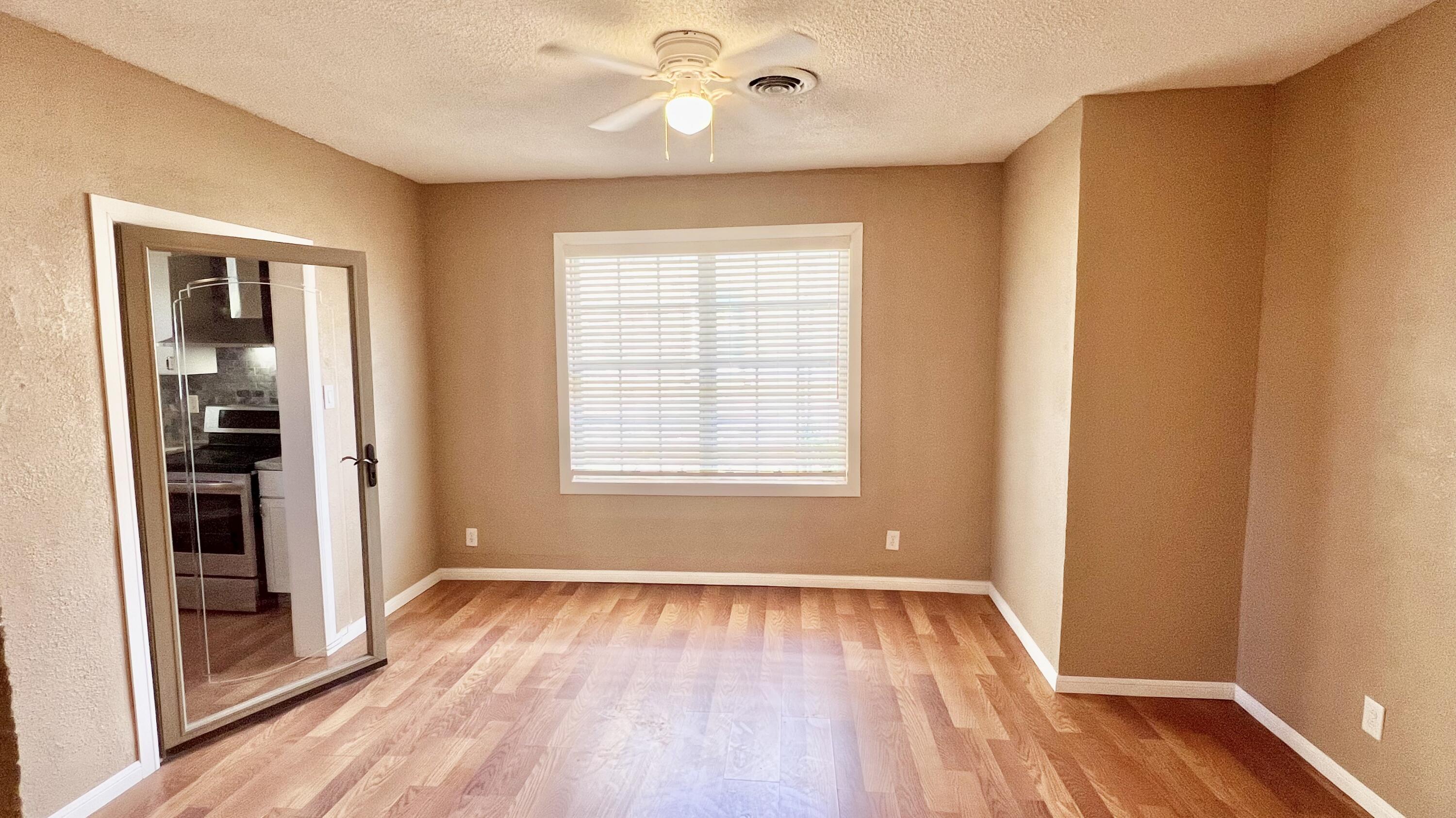 912 3rd Street Property Photo 13