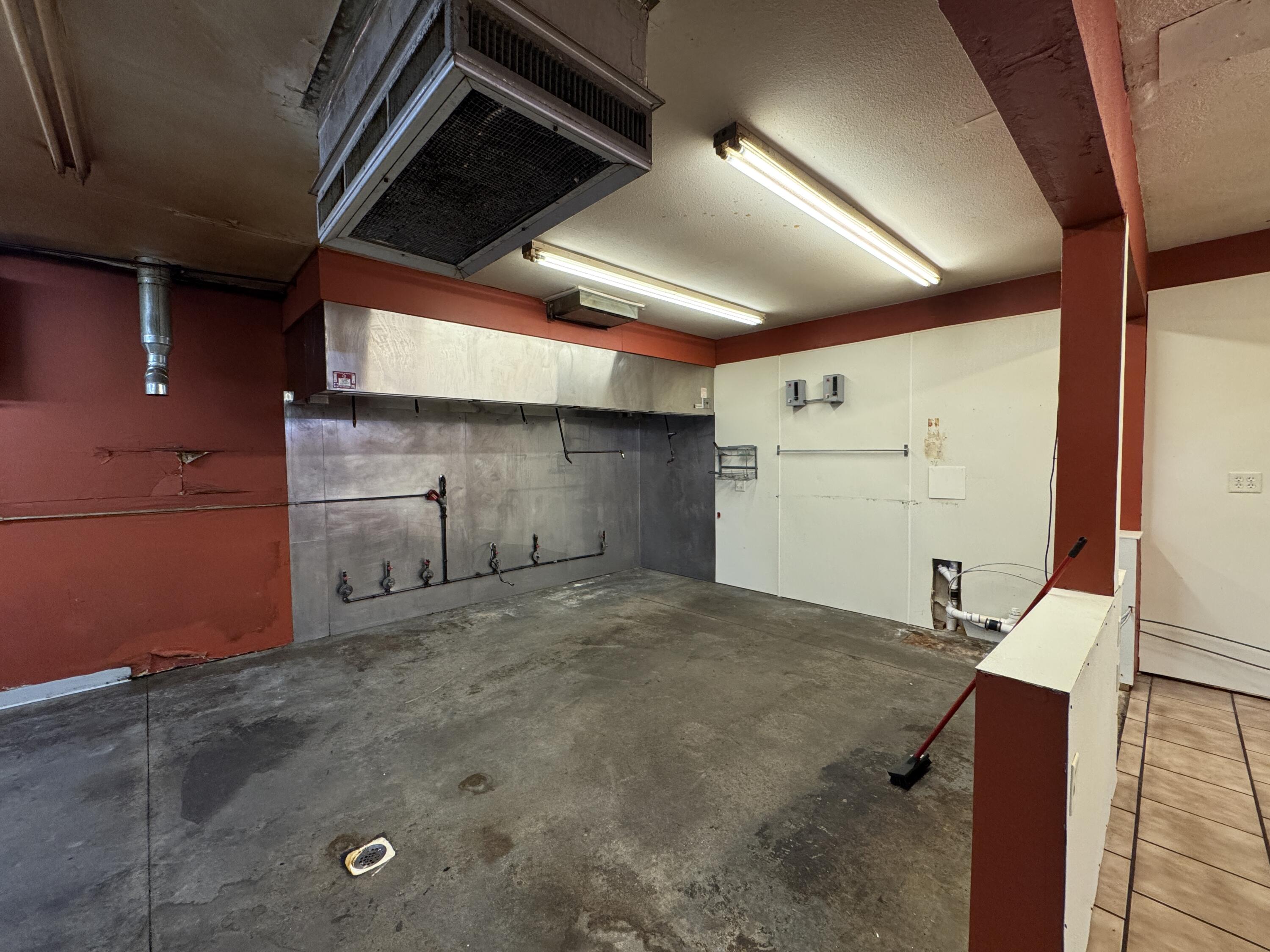 329 South Main Avenue Property Photo 37
