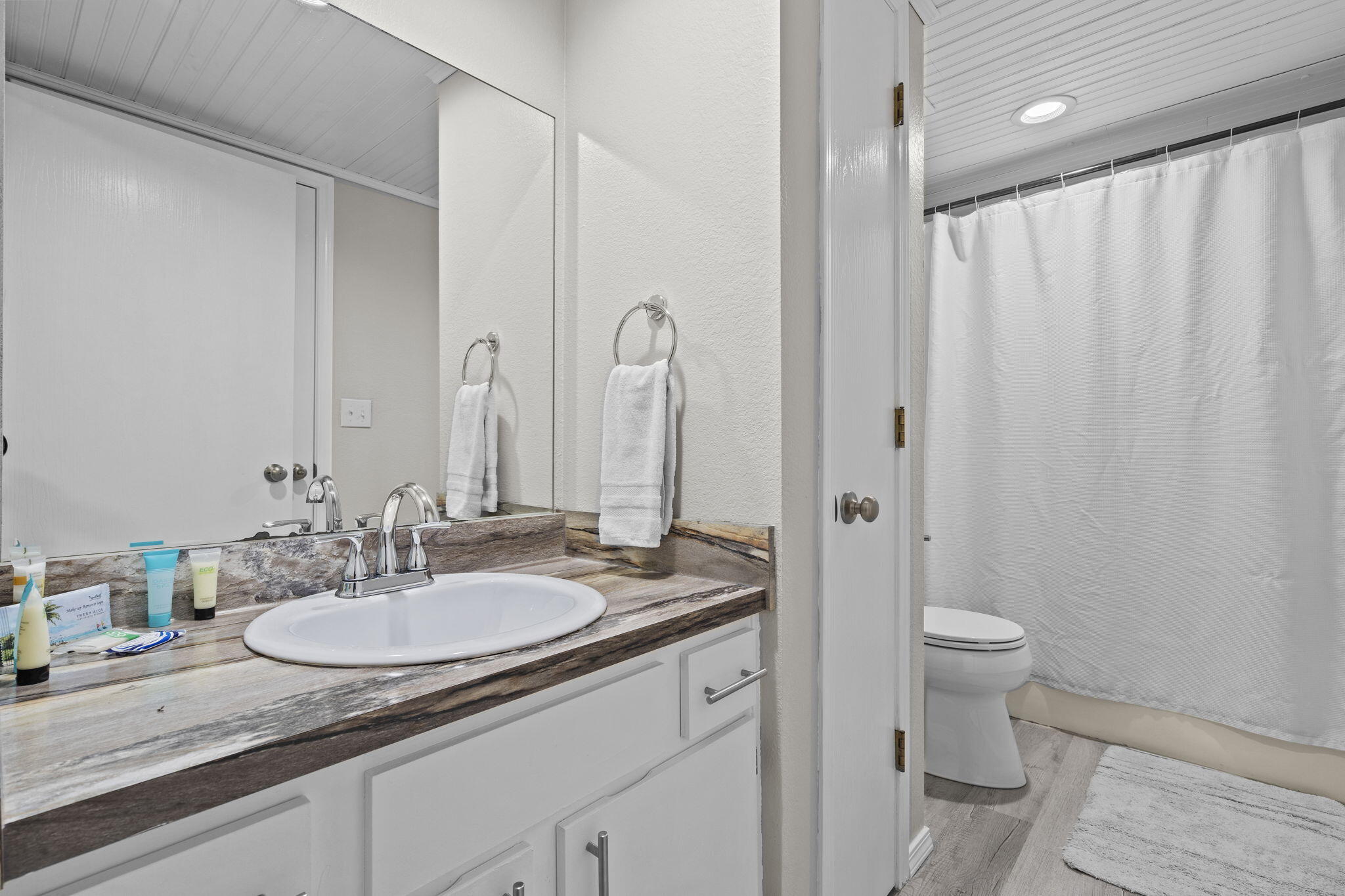 12 Woodpecker Lane 2 Property Photo 44