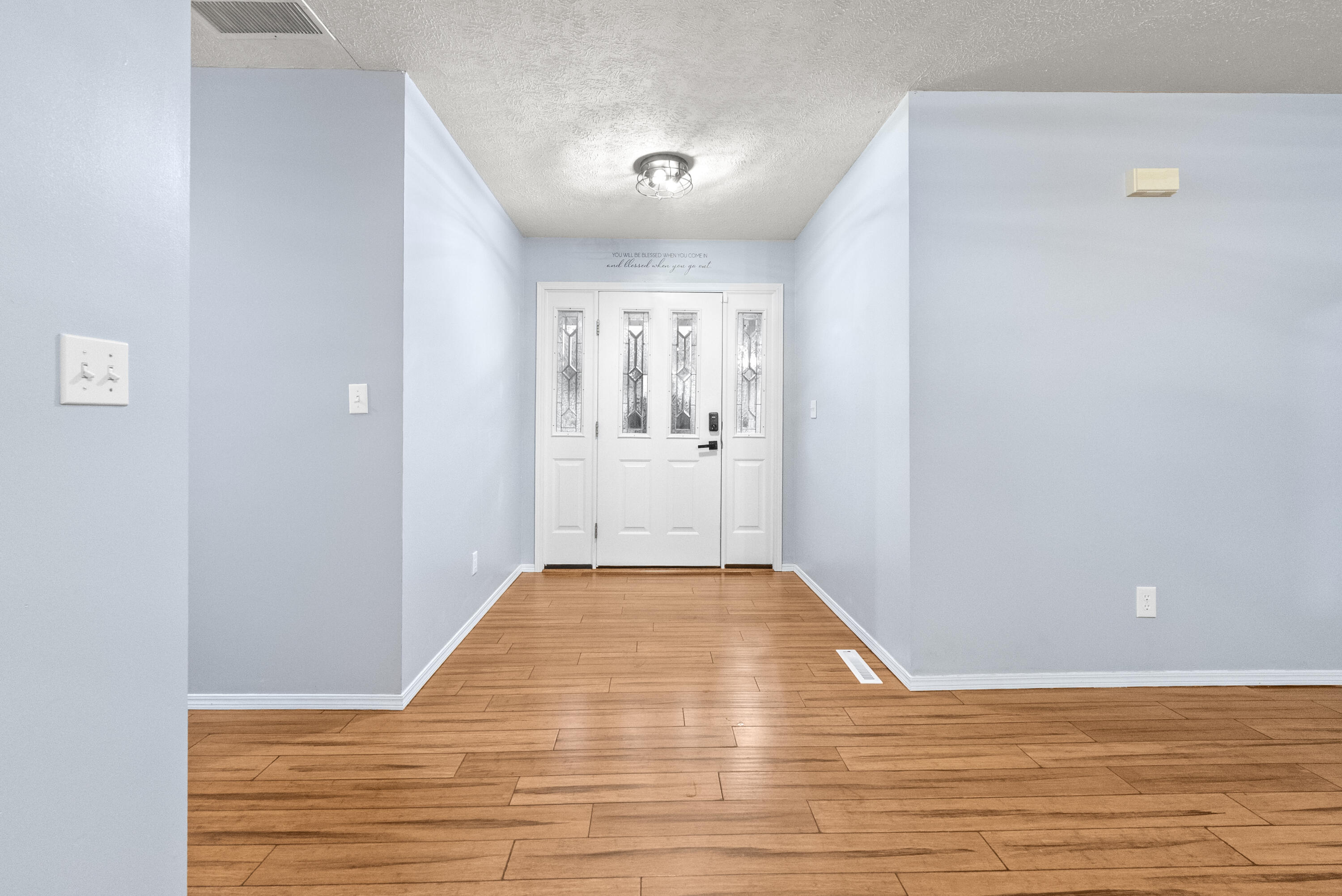 1740 North Pine Street Property Photo 16