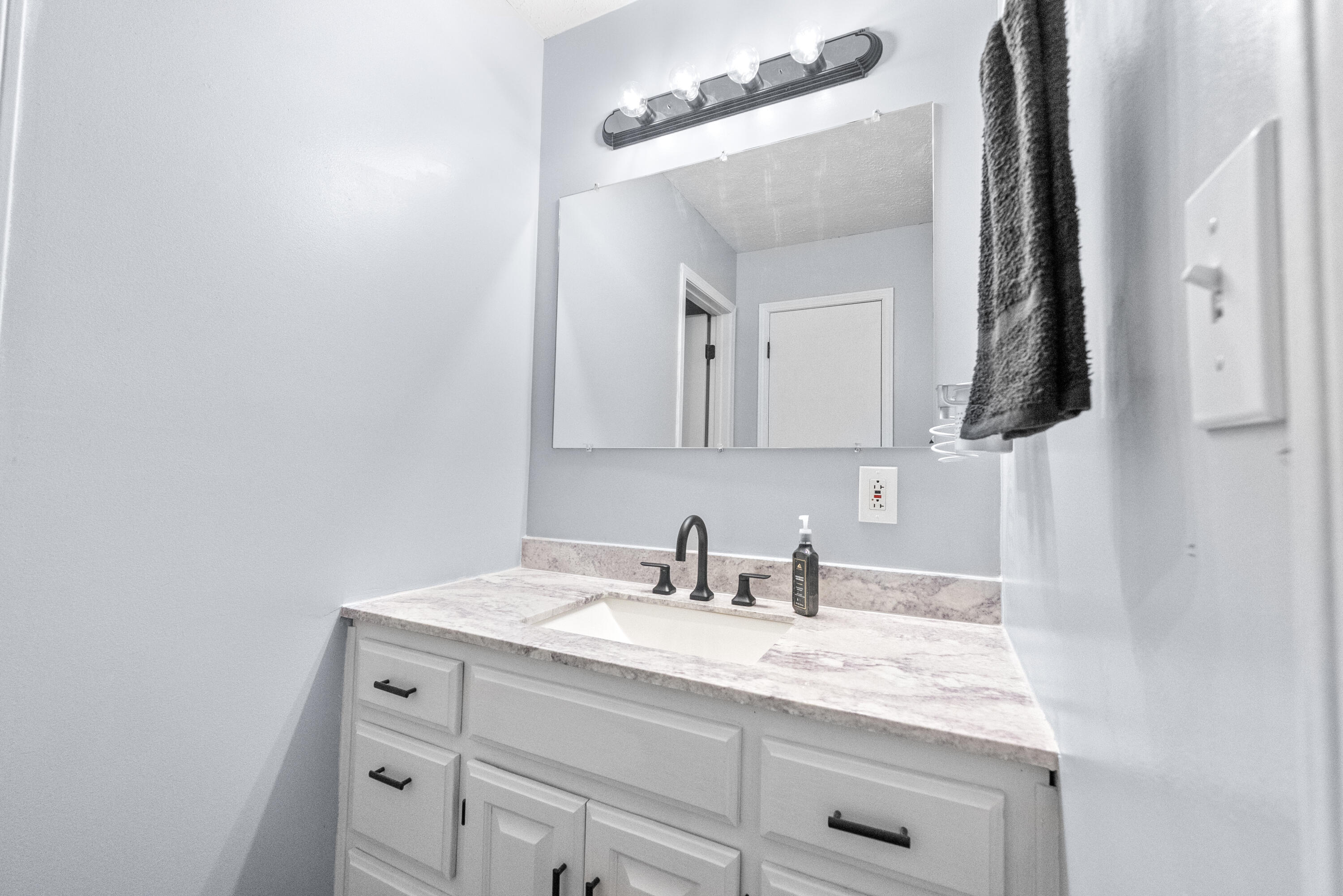 1740 North Pine Street Property Photo 23