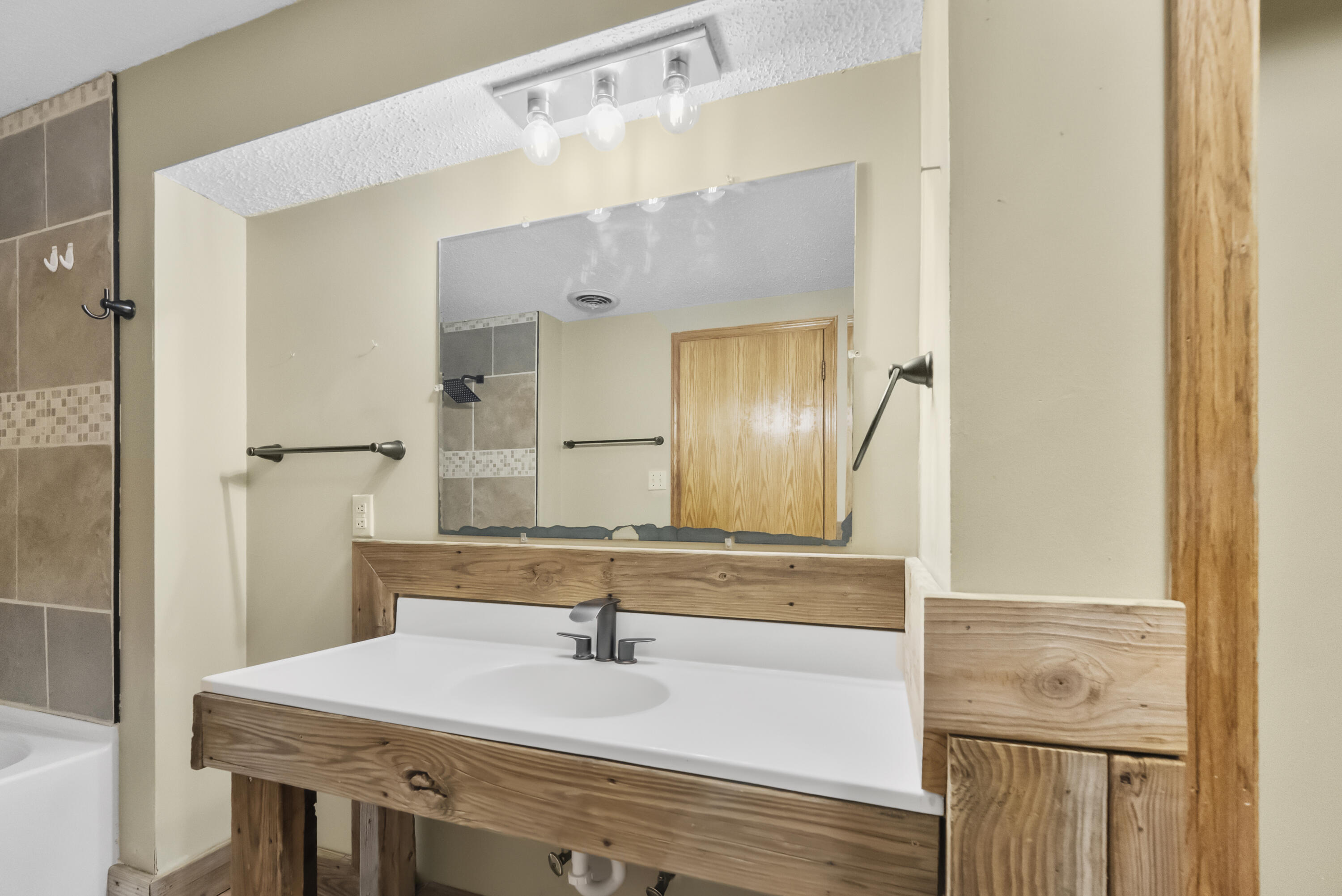 1740 North Pine Street Property Photo 47