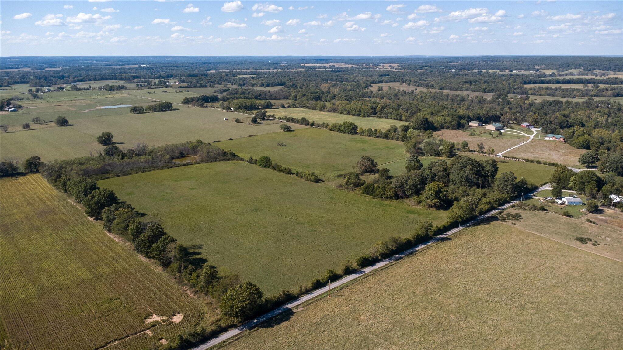 000 South 420th Road Property Photo 10