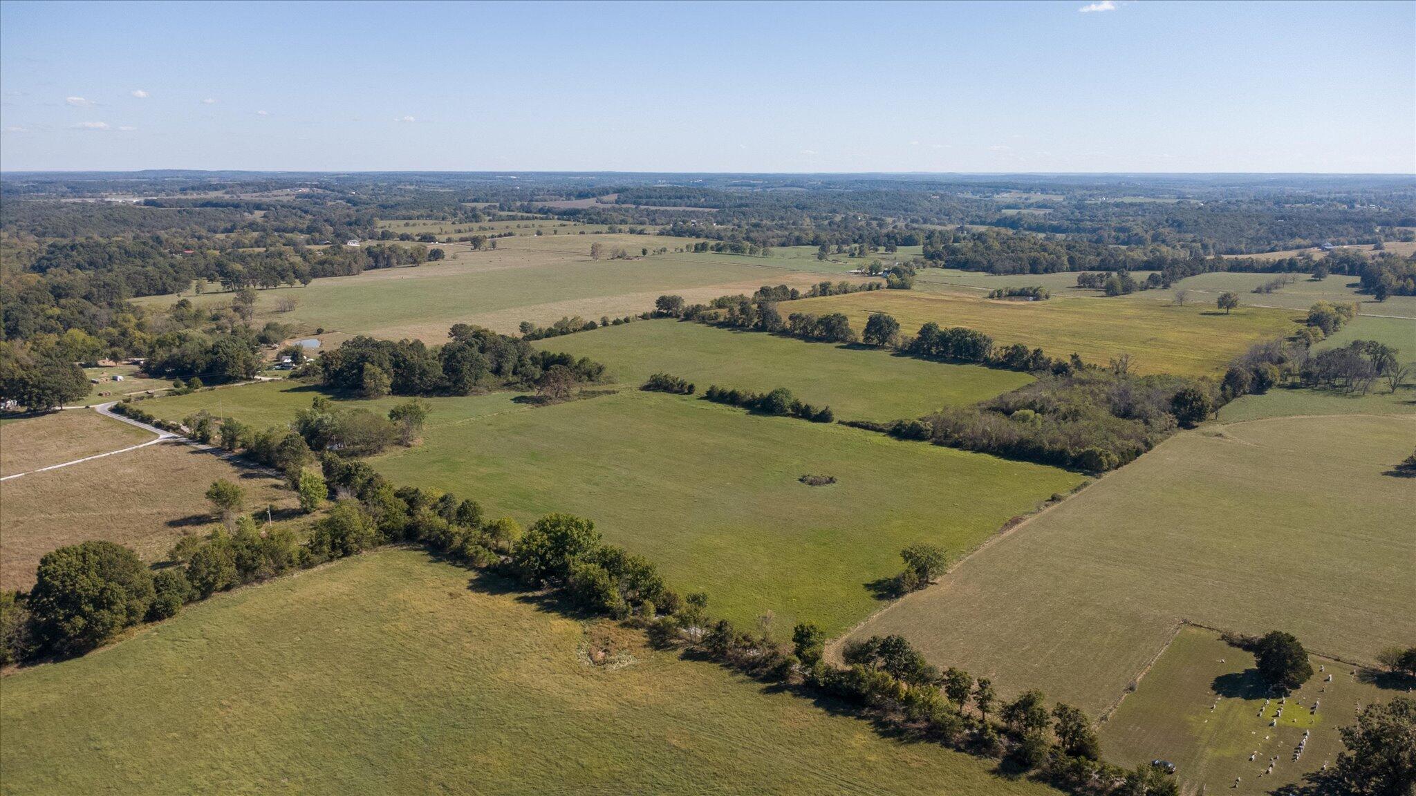 000 South 420th Road Property Photo 14