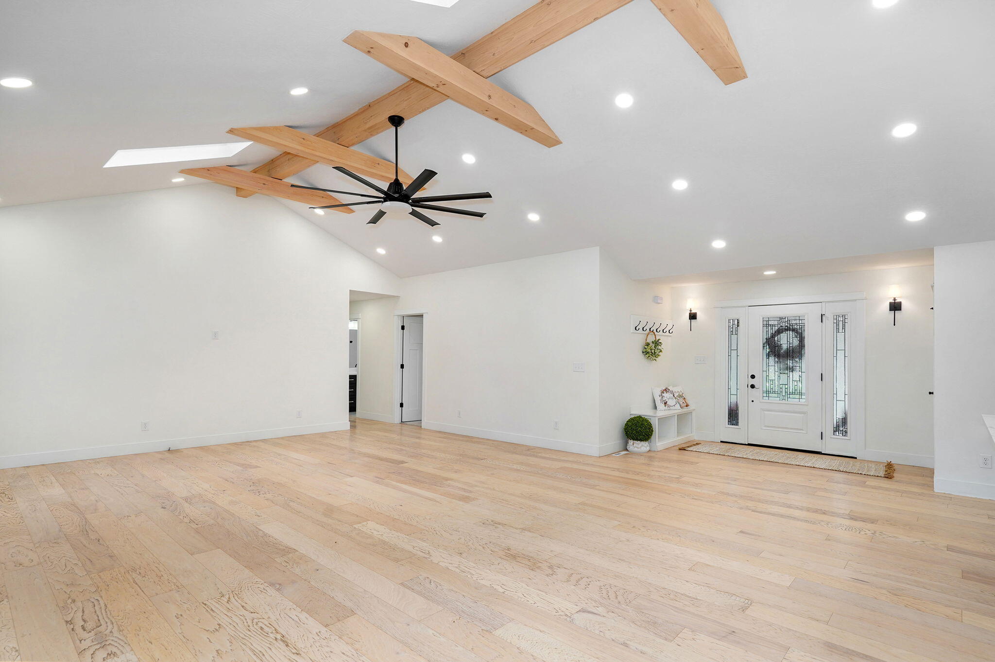 851 West Meadowview Drive Property Photo 13