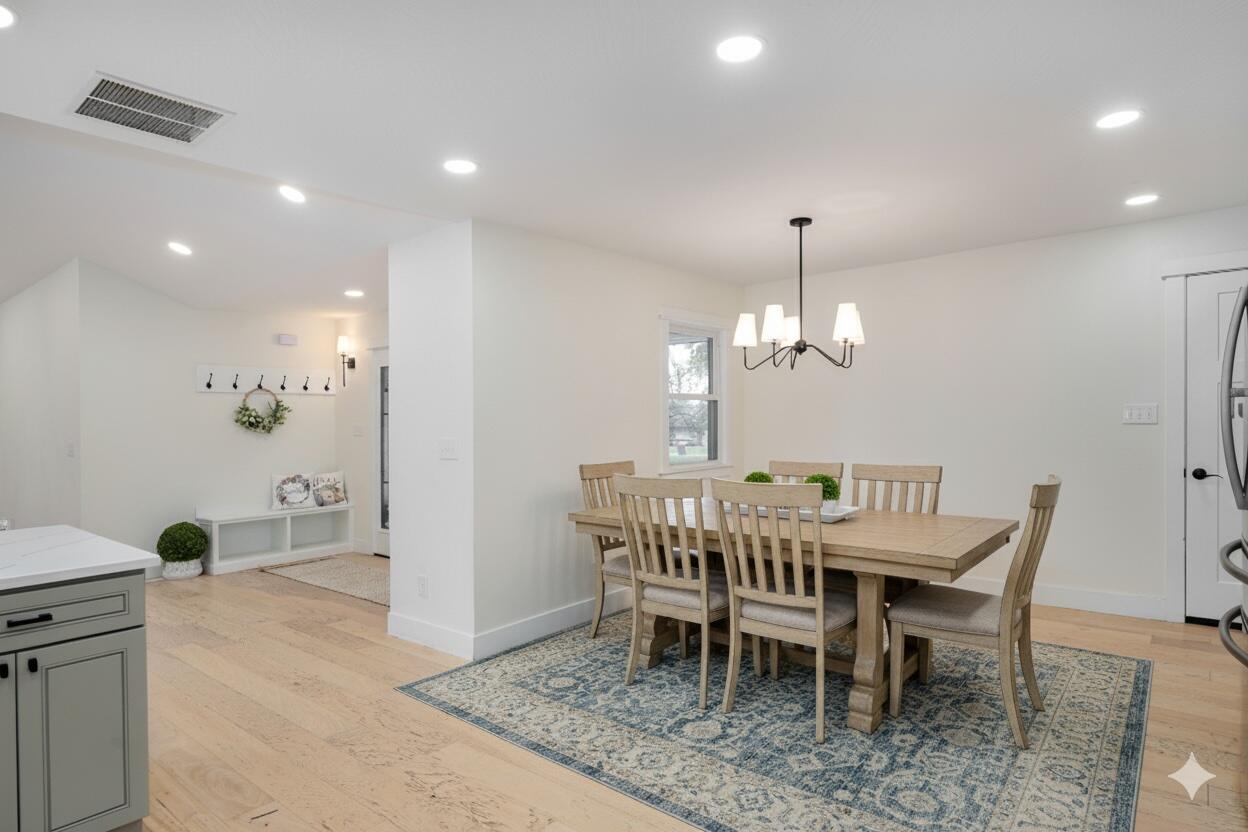 851 West Meadowview Drive Property Photo 20