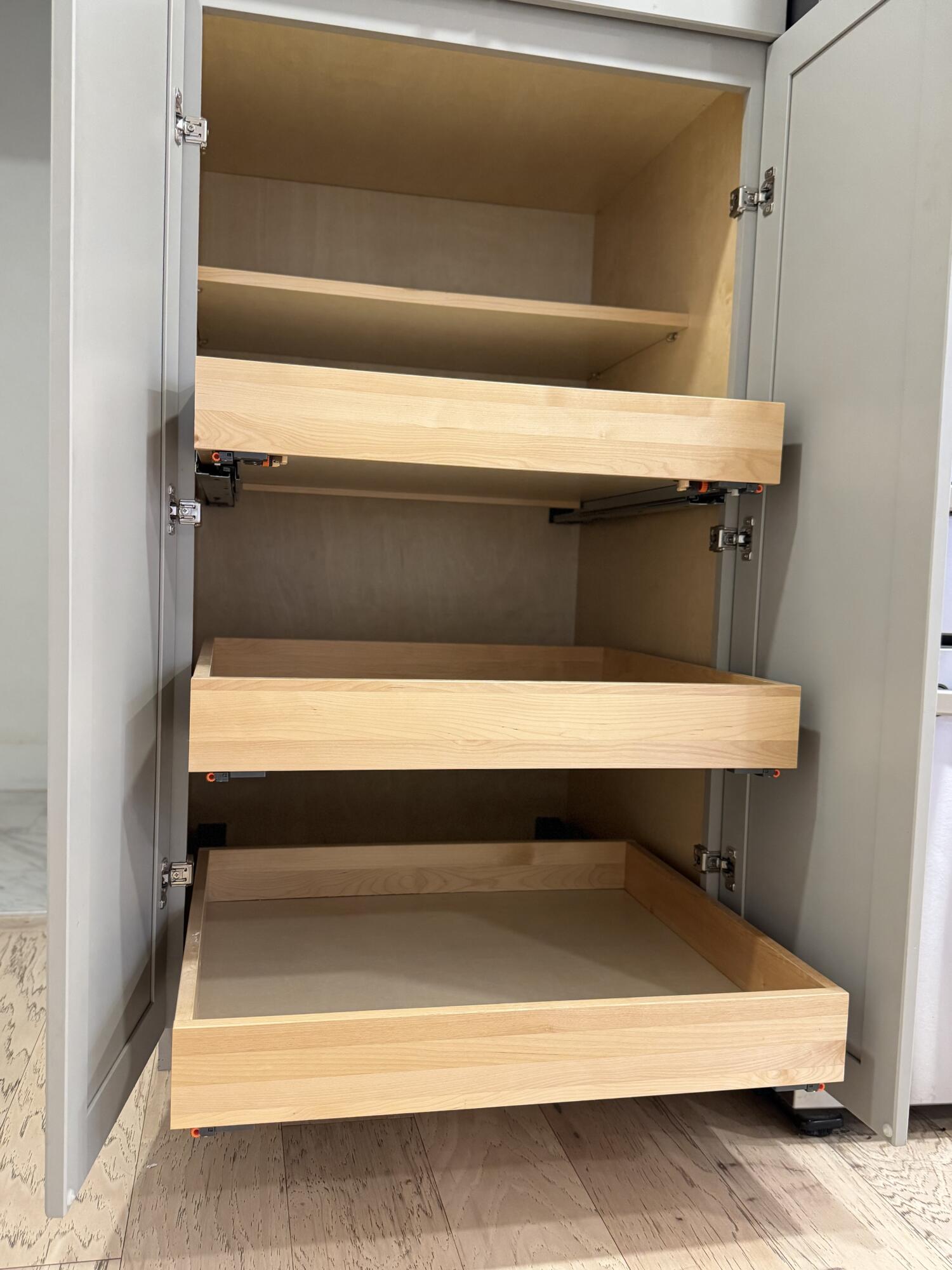 851 West Meadowview Drive Property Photo 22