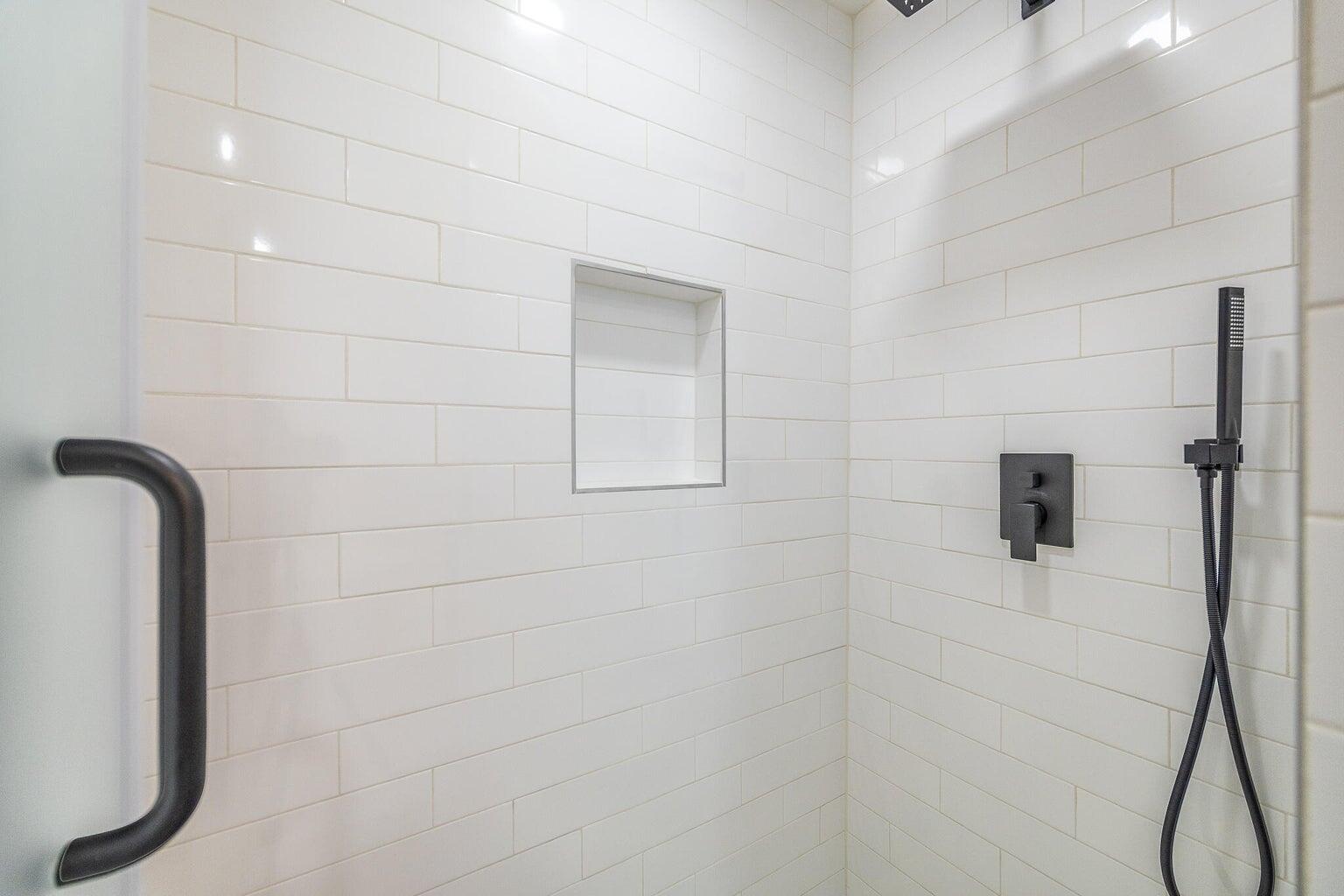 851 West Meadowview Drive Property Photo 28