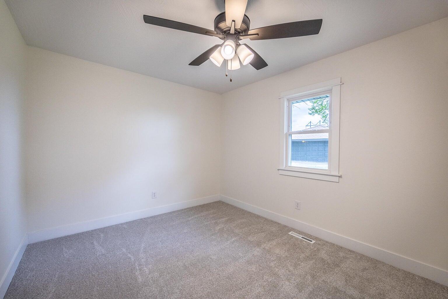 851 West Meadowview Drive Property Photo 37