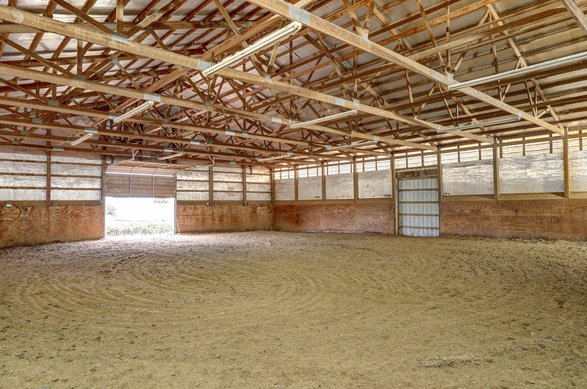 851 West Meadowview Drive Property Photo 47