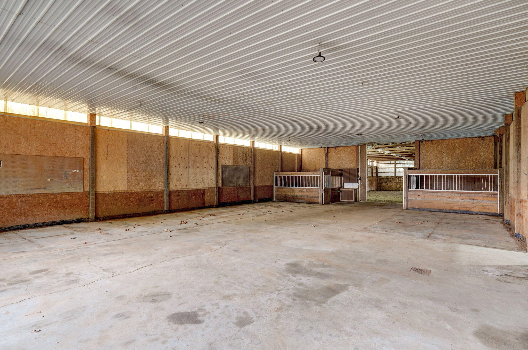 851 West Meadowview Drive Property Photo 51